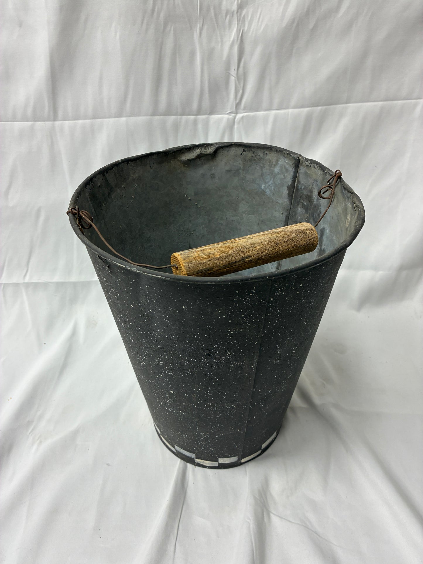 "Warm American Winter Wishes" Decorative Metal Bucket