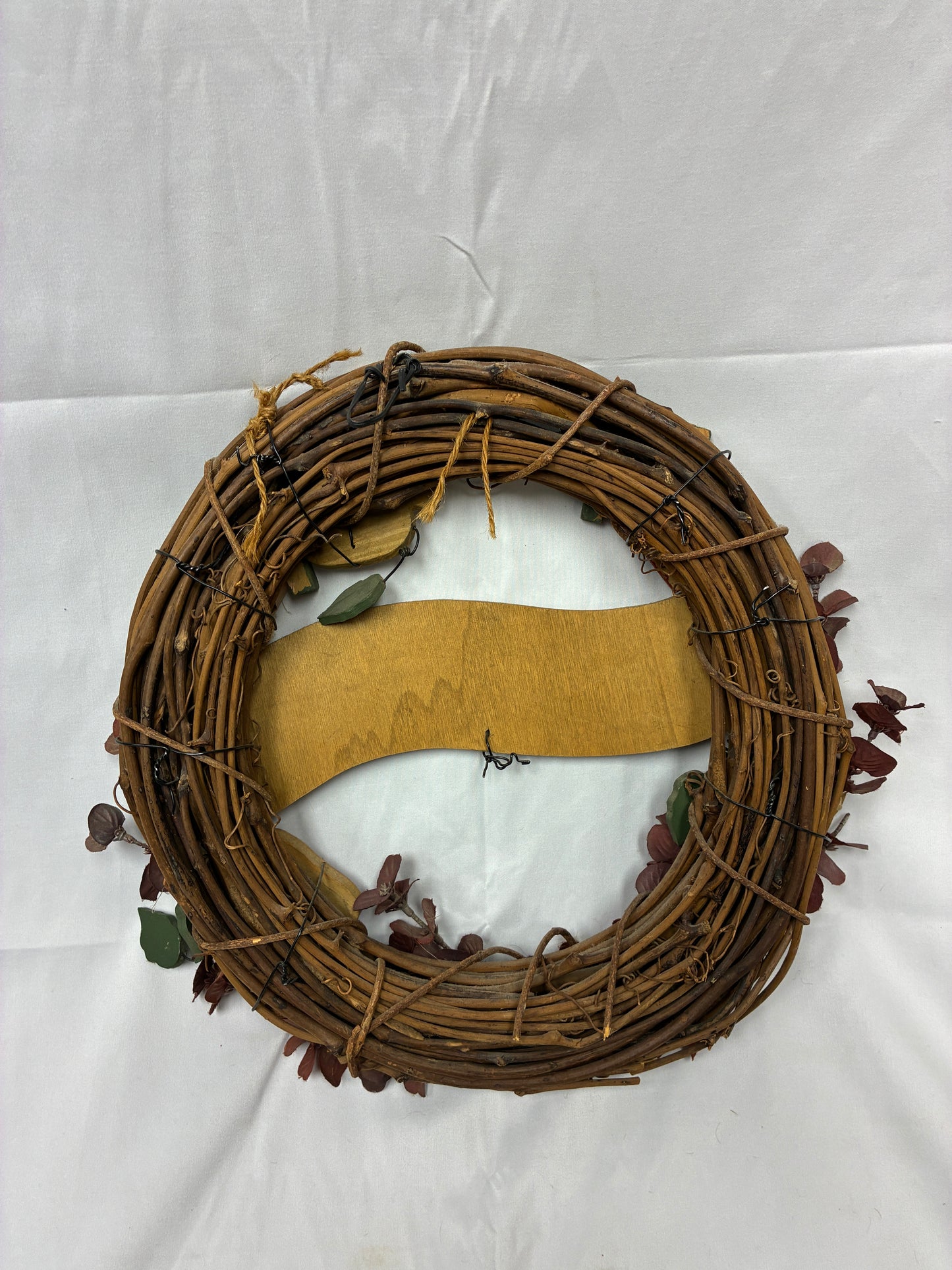 “Home Sweet Home” Decorative Wreath