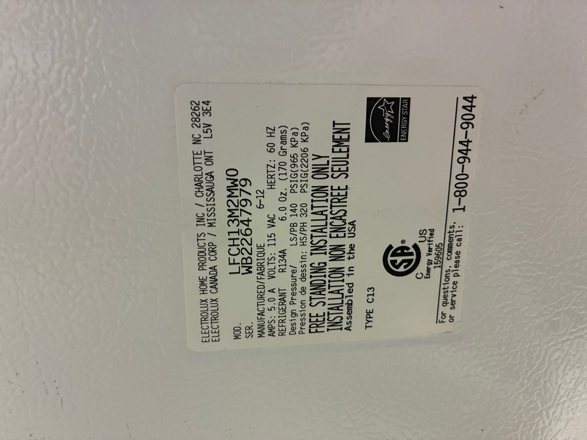 Frigidaire White Chest Freezer with Storage Baskets