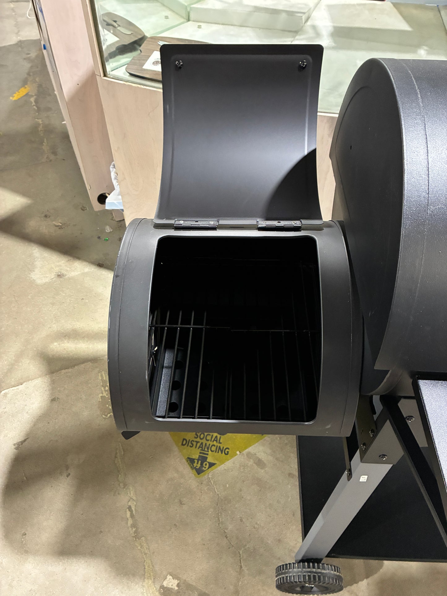 Royal Gourmet Barrel Charcoal Grill with Offset Smoker