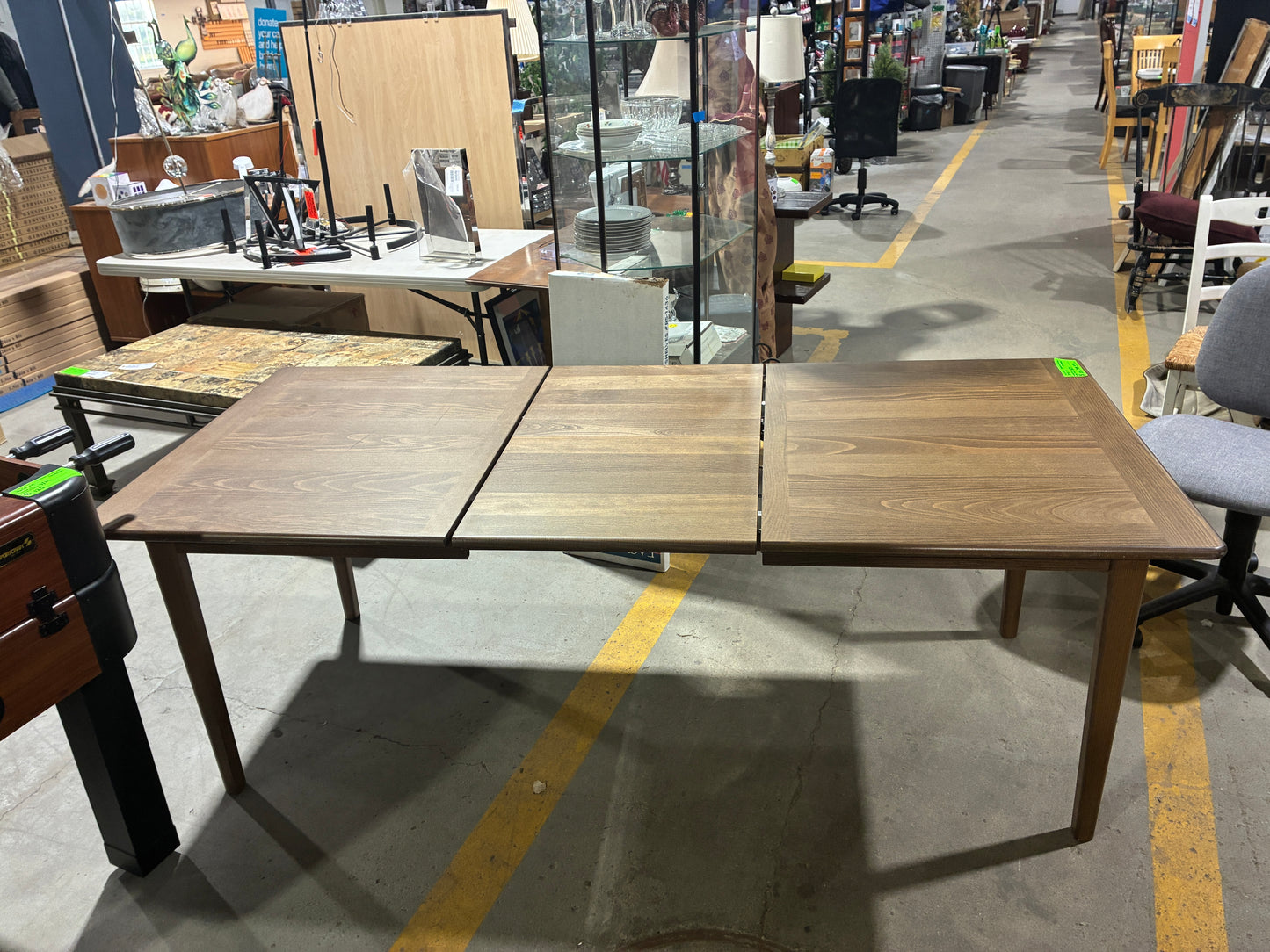 Mid Century Style Expandable Dining Table