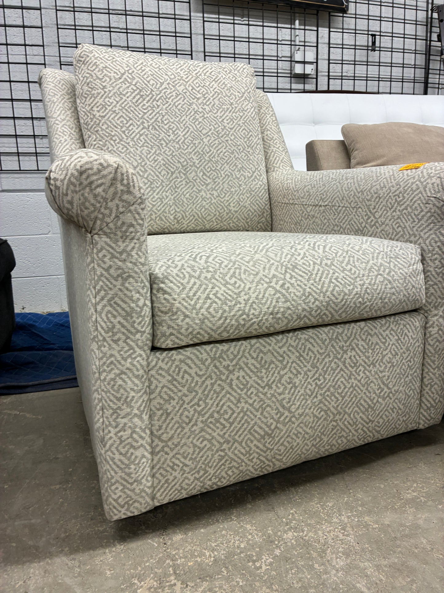 Swivel Upholstered Accent Chair with Patterned Fabric