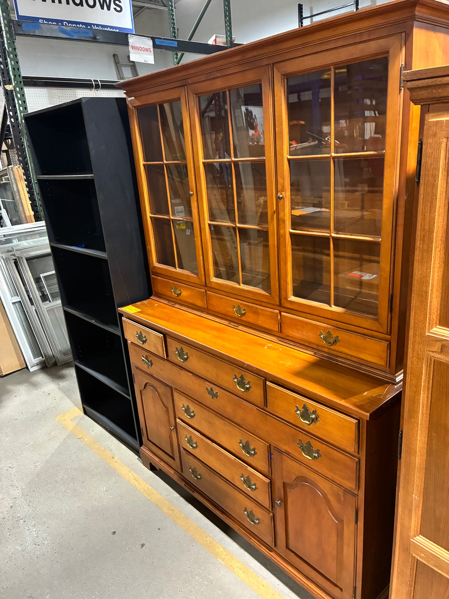 Traditional Cherry Wood China Cabinet & Buffet Hutch