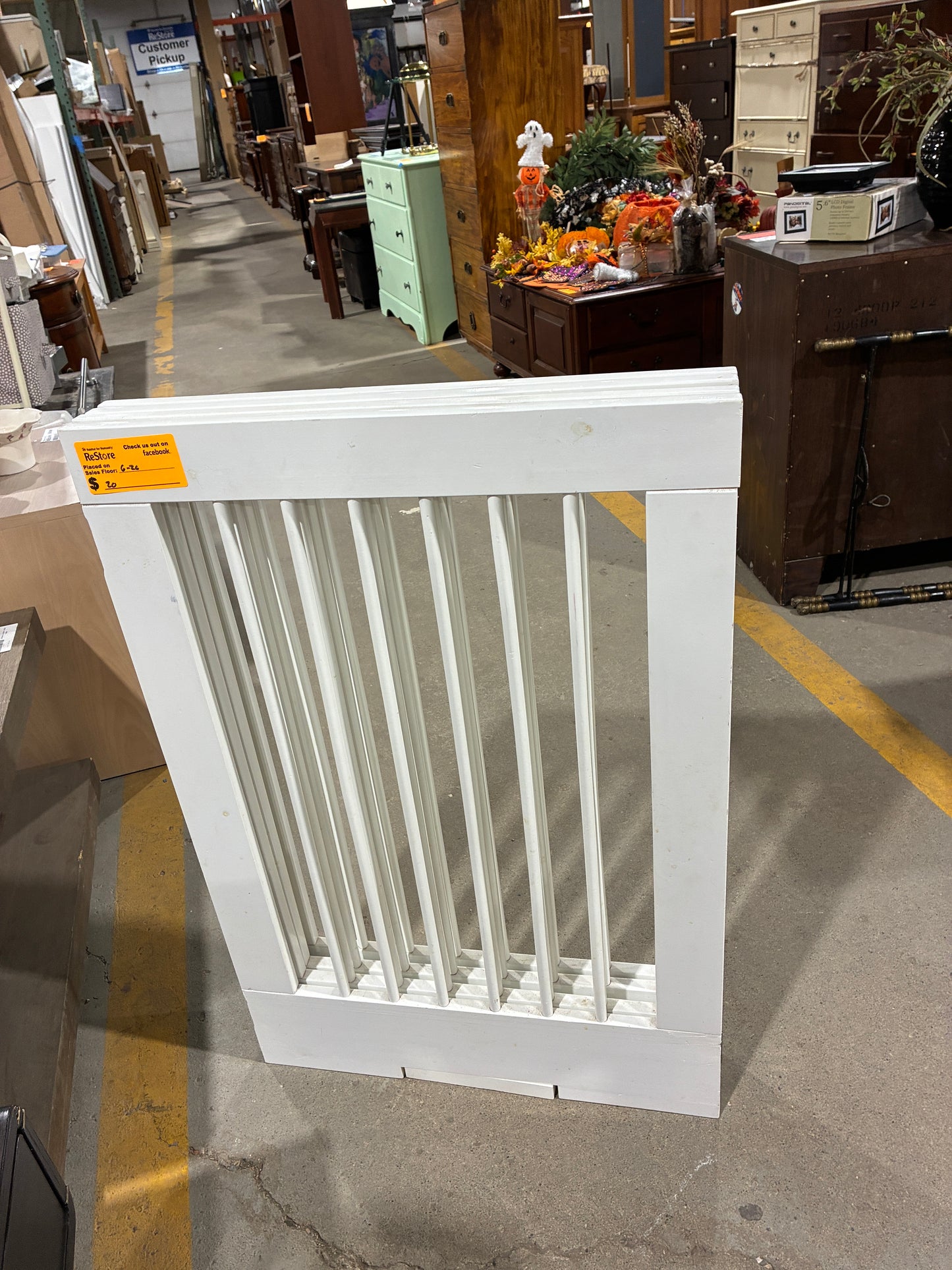 White Freestanding Pet Safety Gate