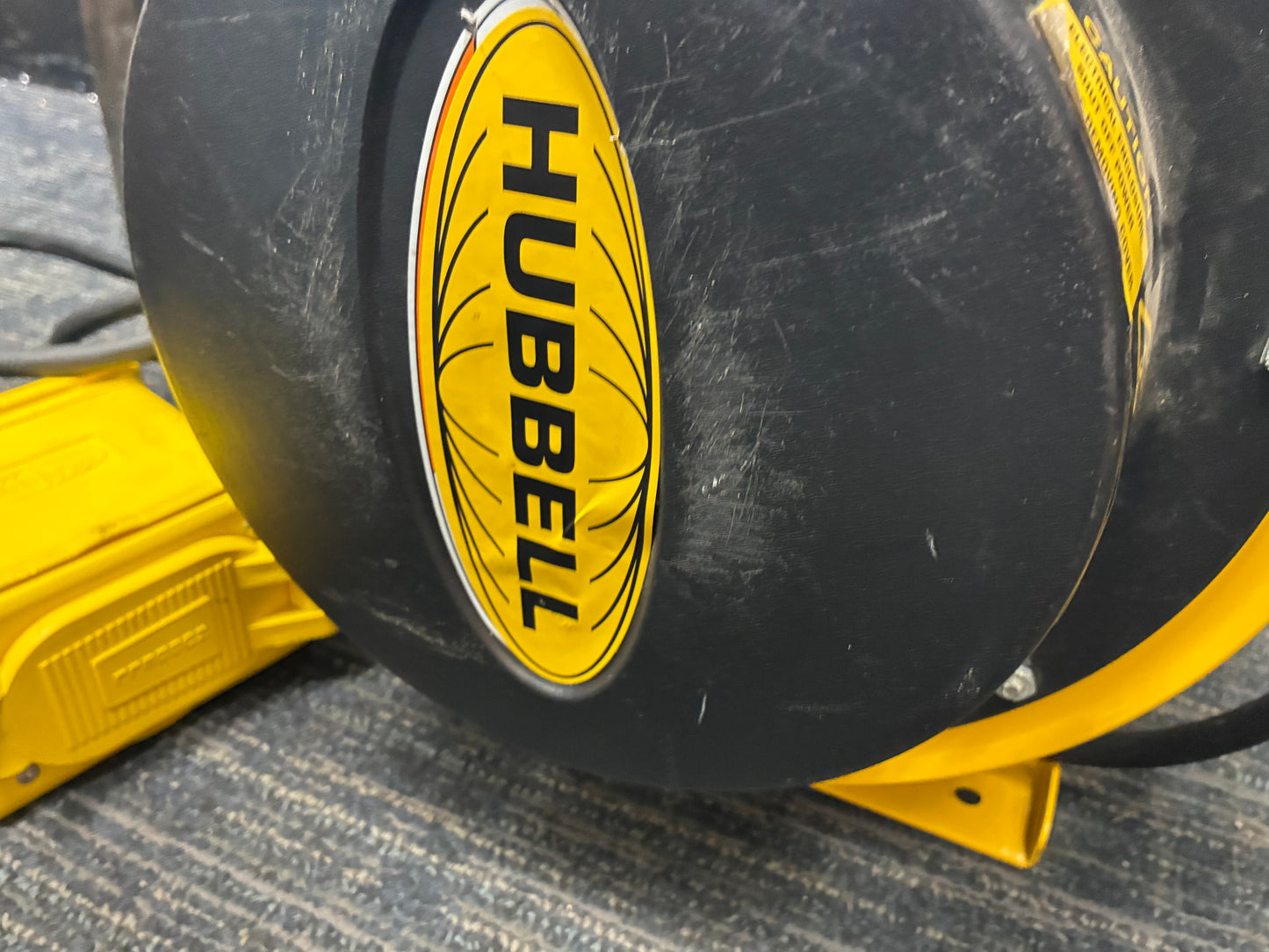 Hubbell Industrial Retractable Cord Reel