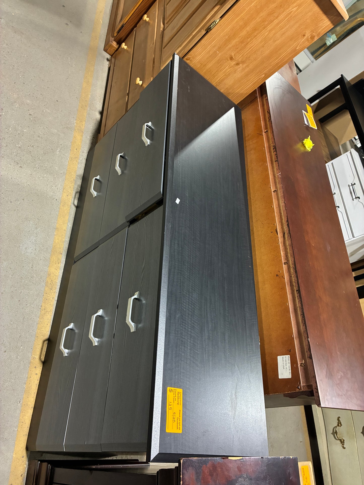 Modern 6-Drawer Dresser