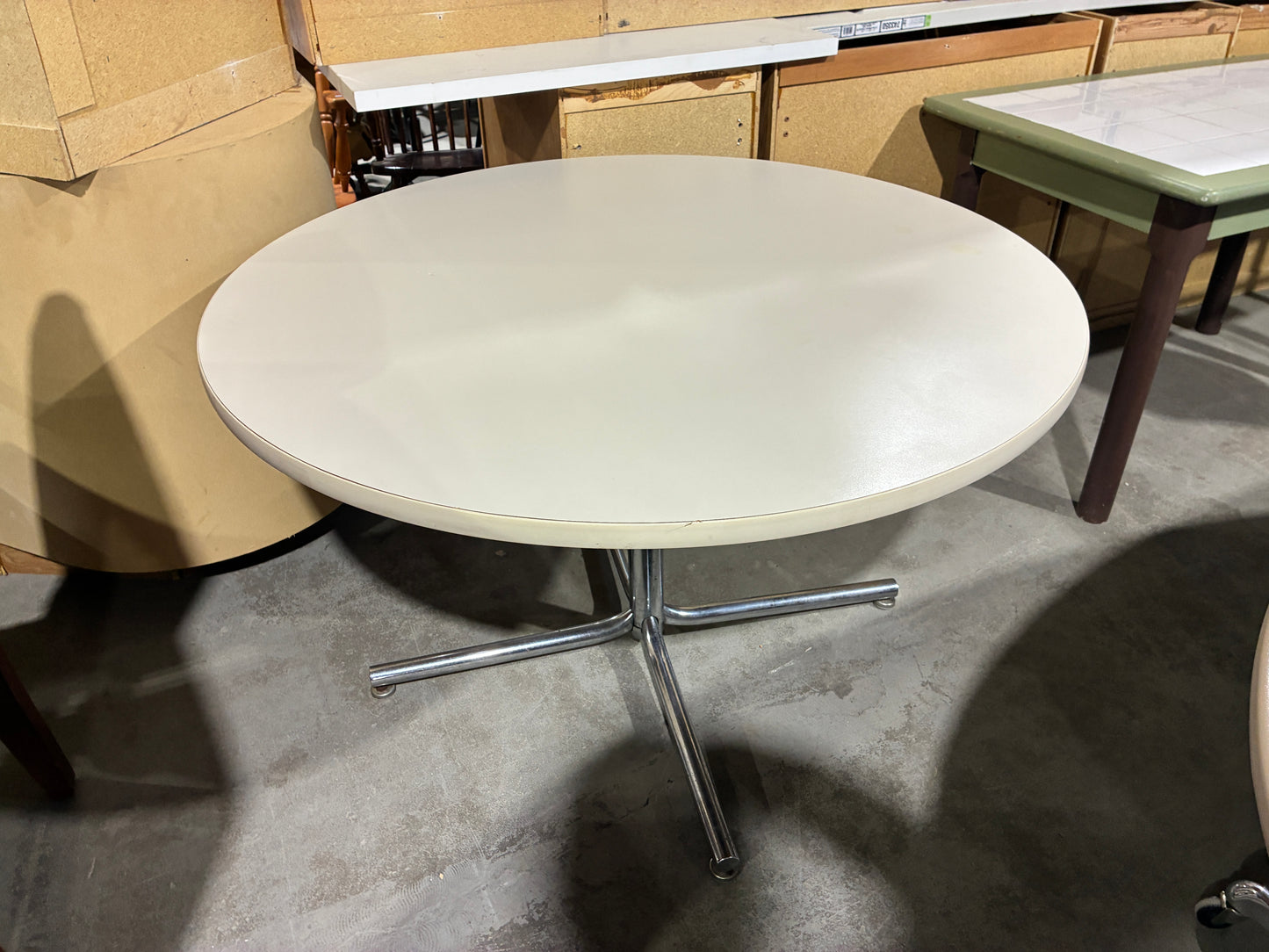 Round Pedestal Dining Table | 48" Diameter x 29" Tall