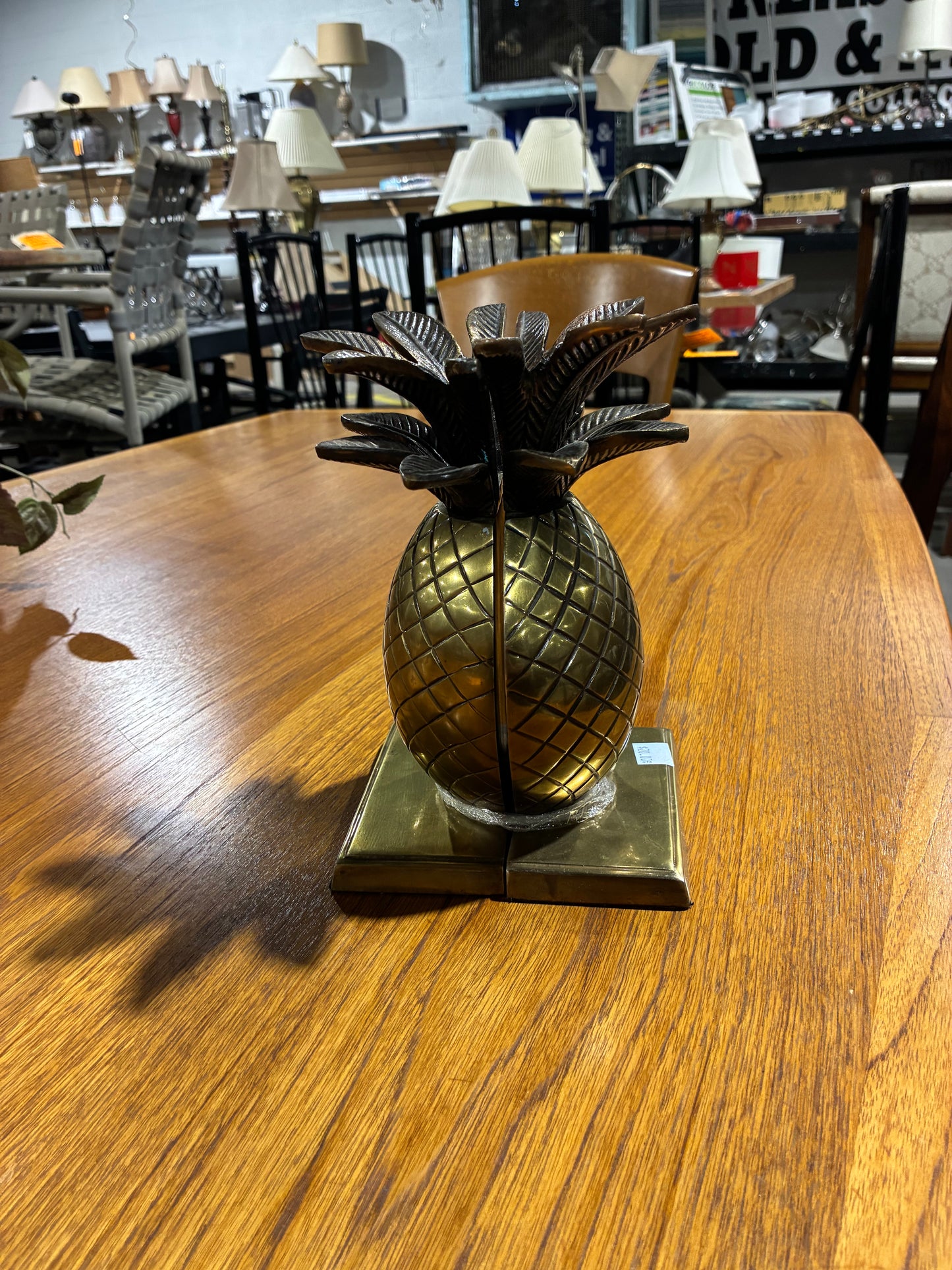 Pineapple Bookend Set