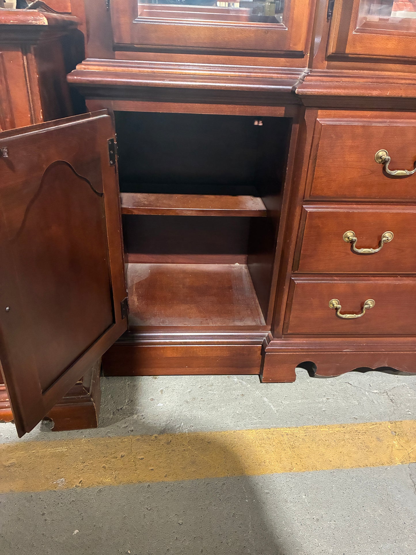 Thomasville Impressions Lighted China Cabinet