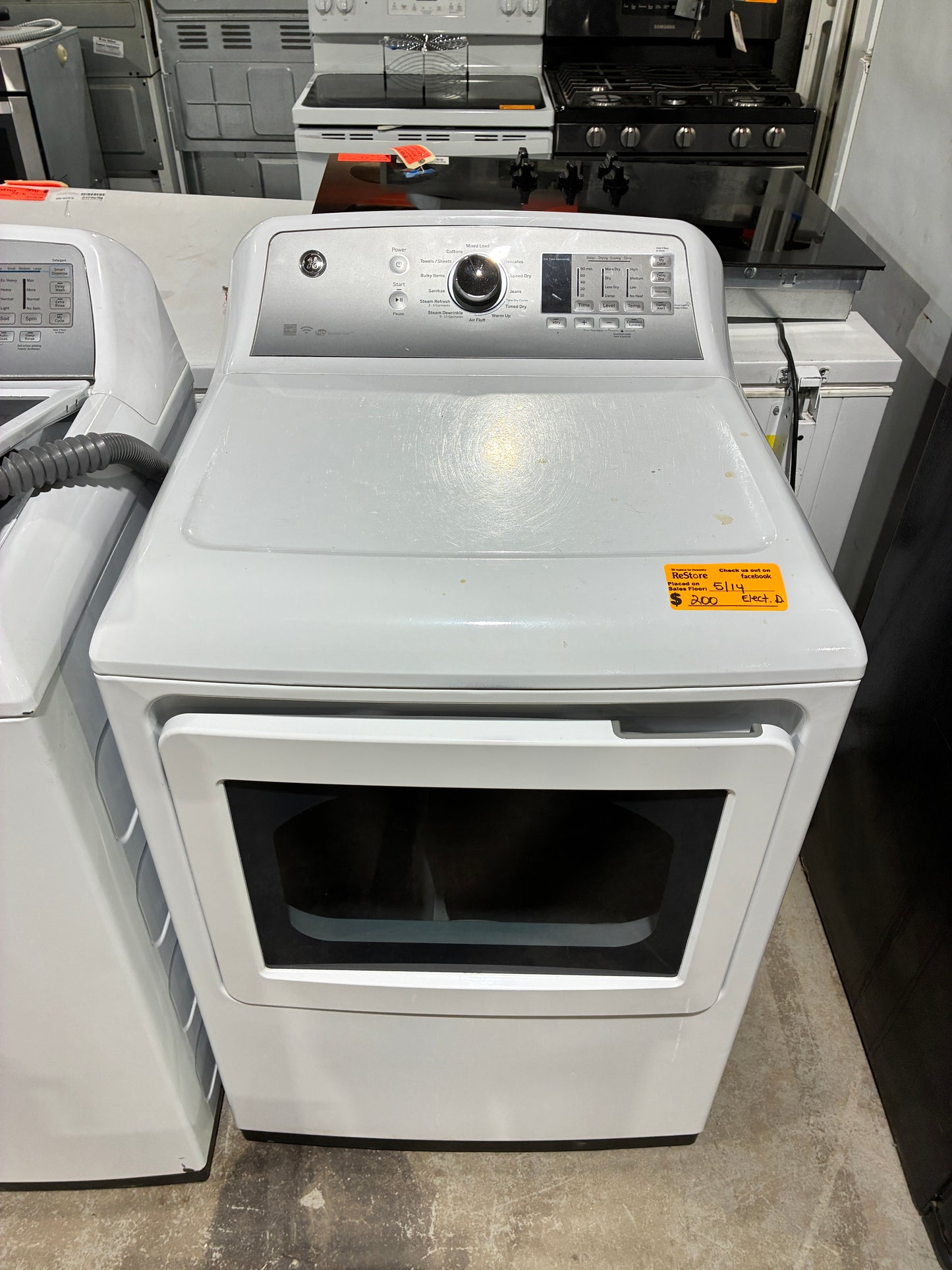 White GE Electric Dryer