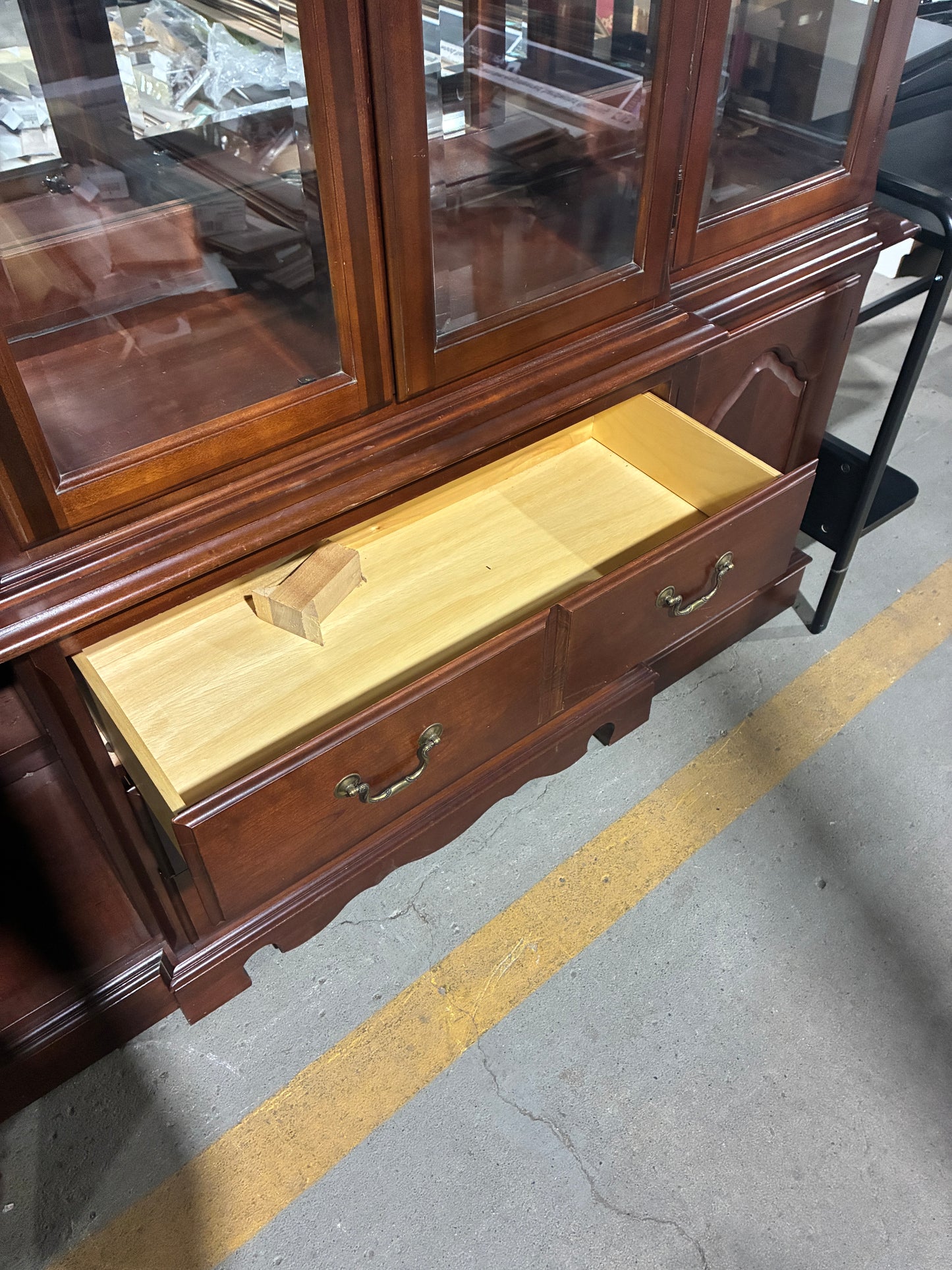 Thomasville Impressions Lighted China Cabinet