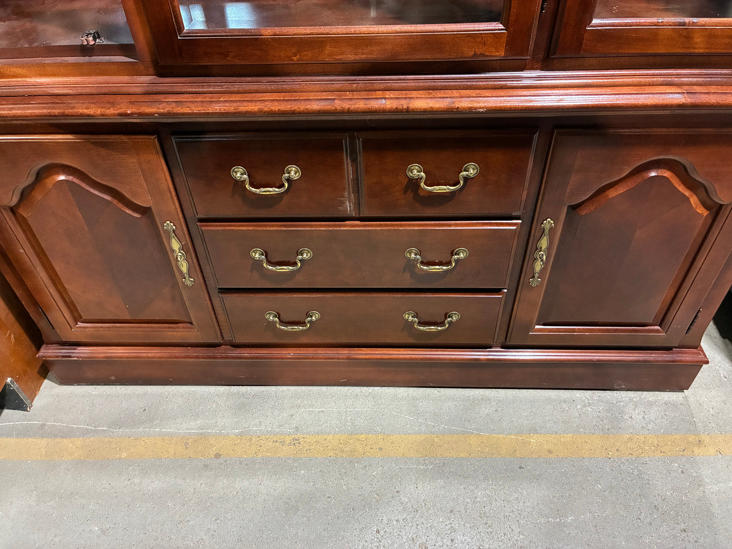 Thomasville Impressions Lighted China Cabinet