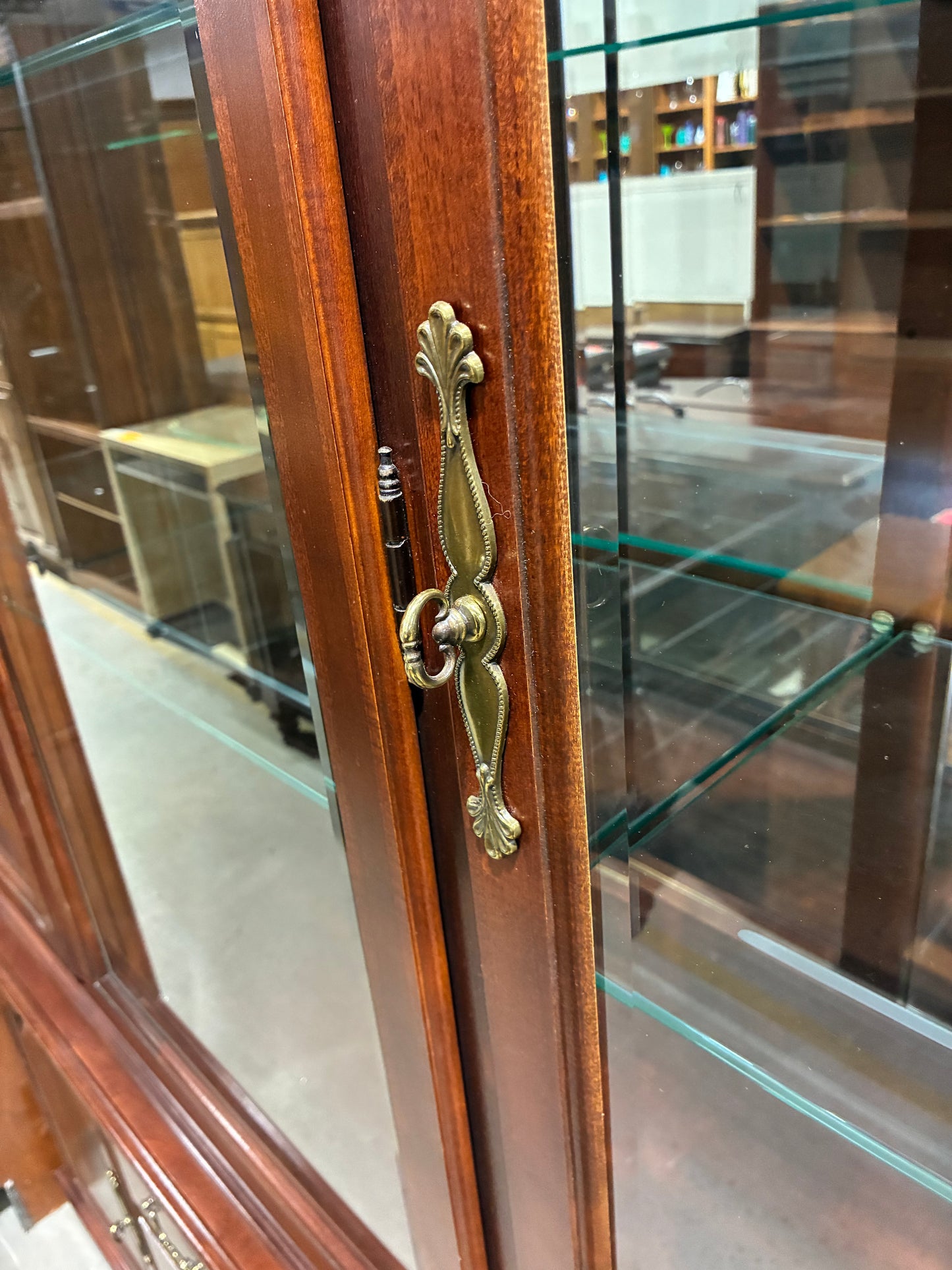 Thomasville Impressions Lighted China Cabinet