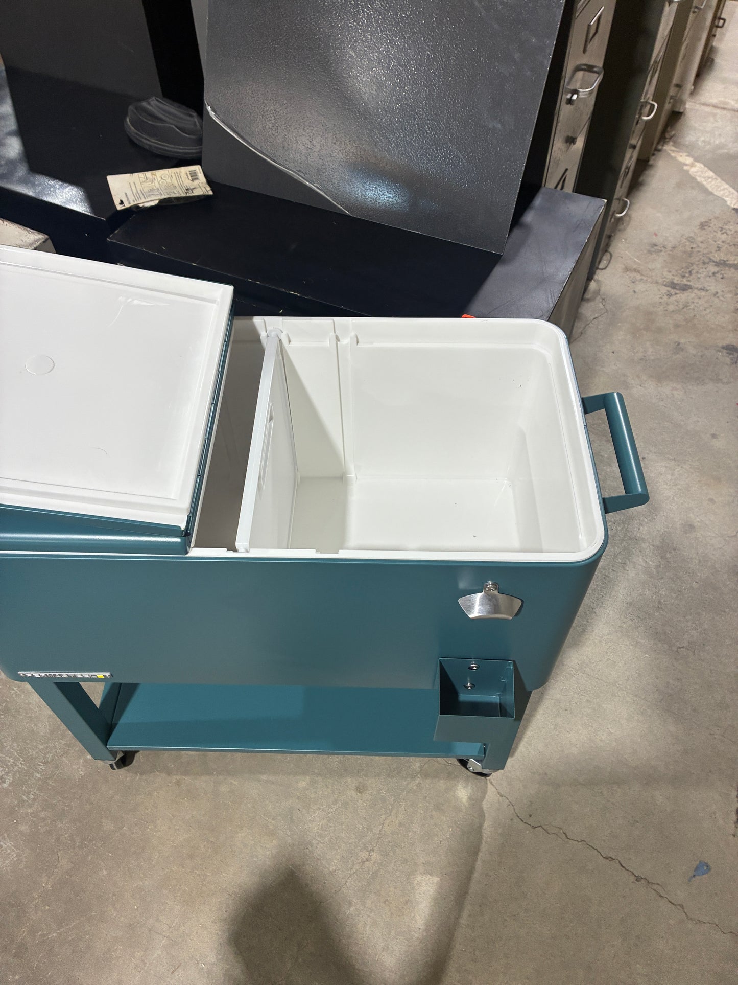 Permasteel Rolling Patio Cooler