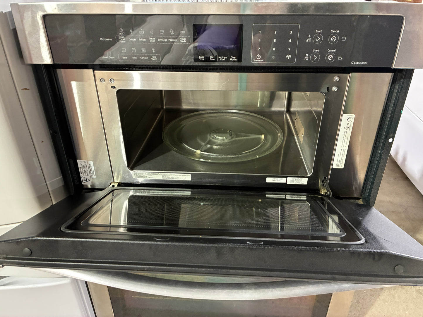 Whirlpool Electric Gold Series Stainless Steel Double Wall Oven with Built In Microwave