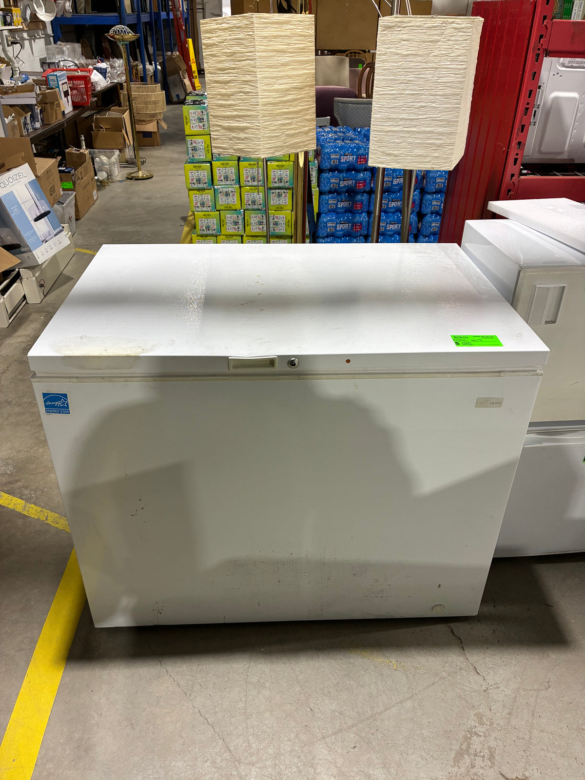Frigidaire White Chest Freezer with Storage Baskets
