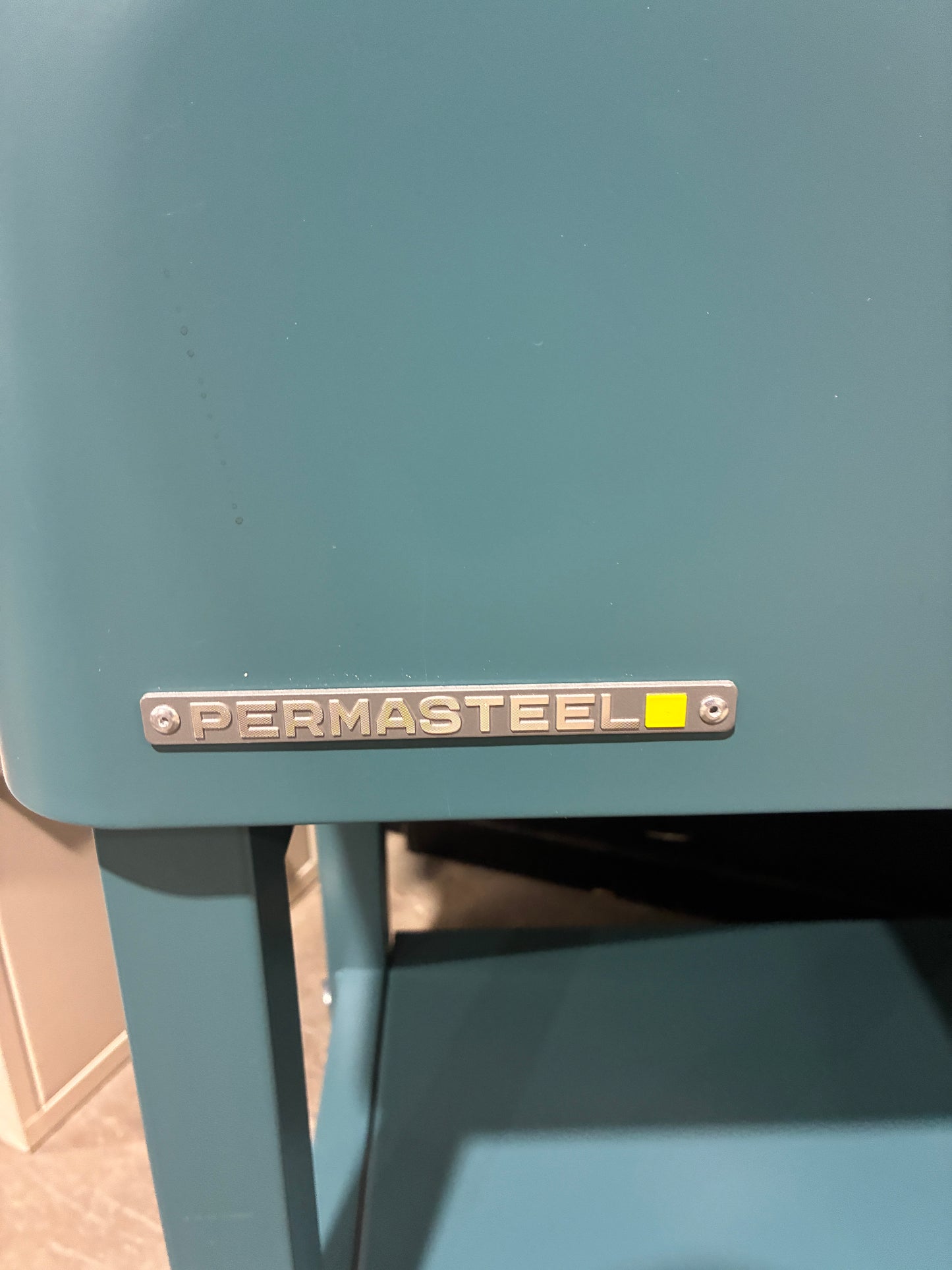 Permasteel Rolling Patio Cooler