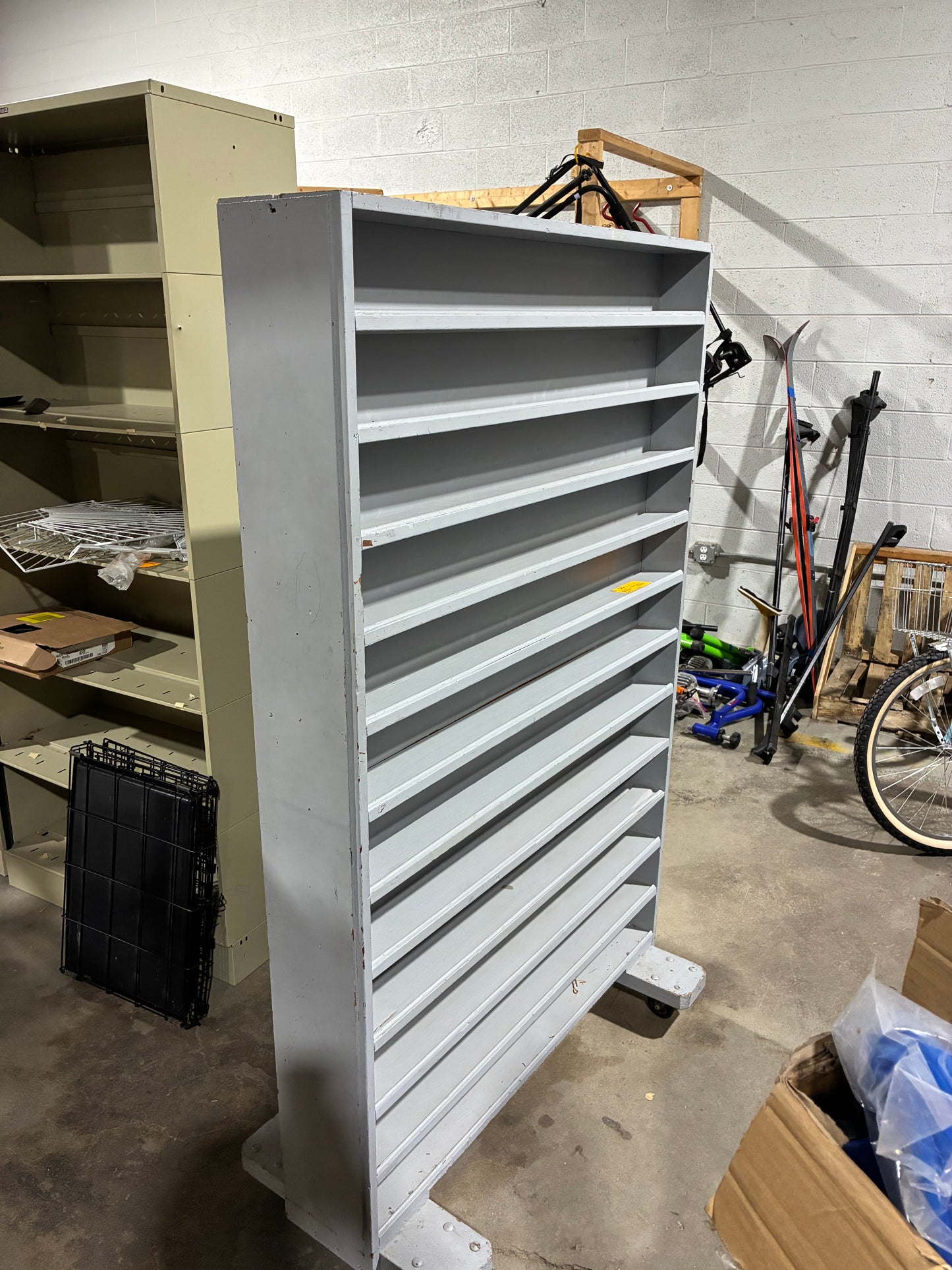Double-Sided Rolling Literature & Display Rack