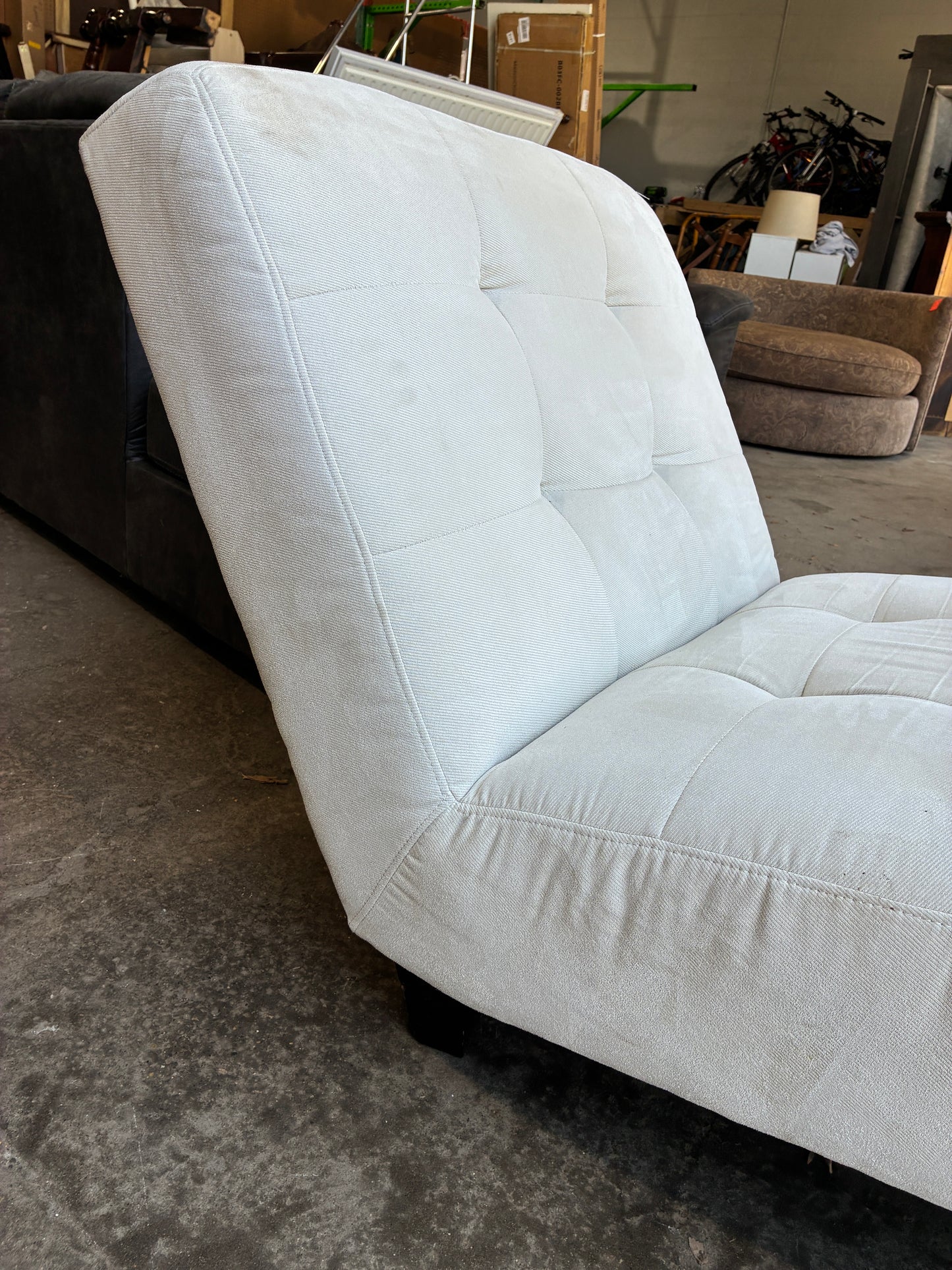 Tufted Lounge Chair / Floor Chaise