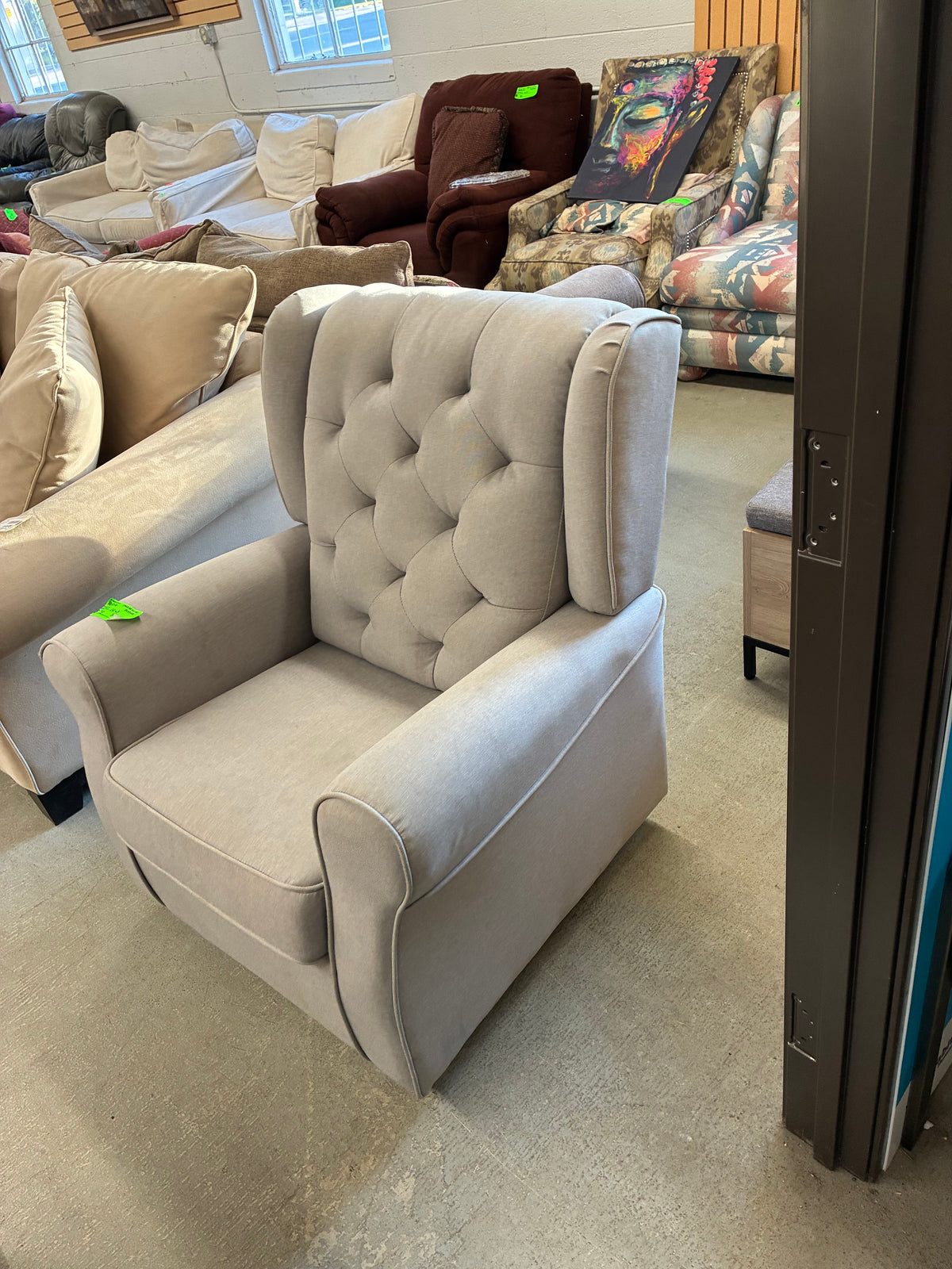 Light Gray Tufted Wingback Swivel Chair
