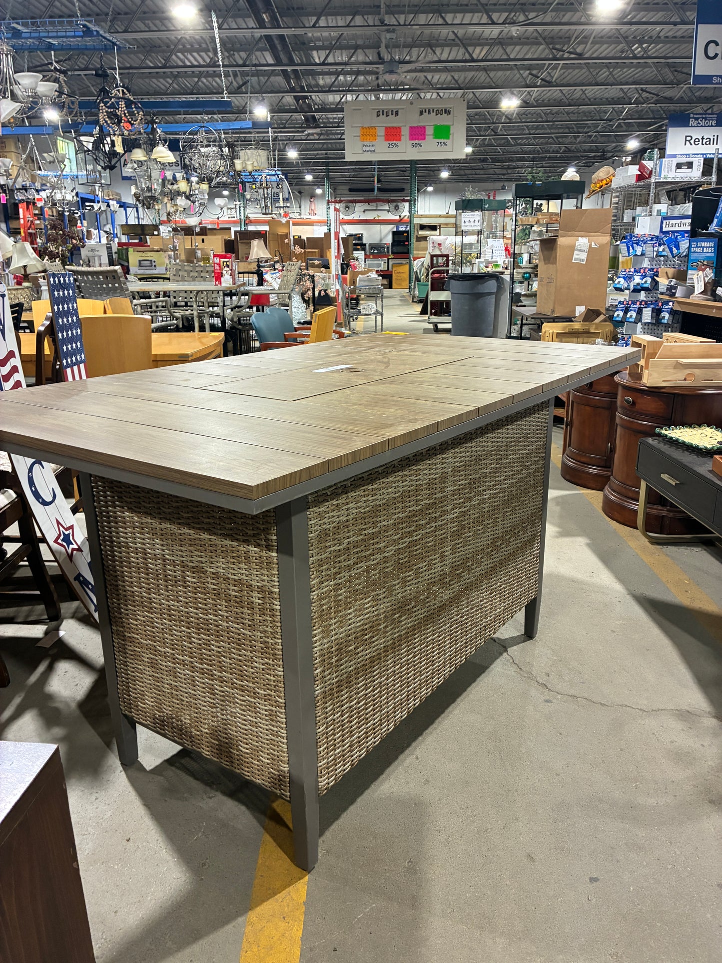 Outdoor Patio Fire Pit Table