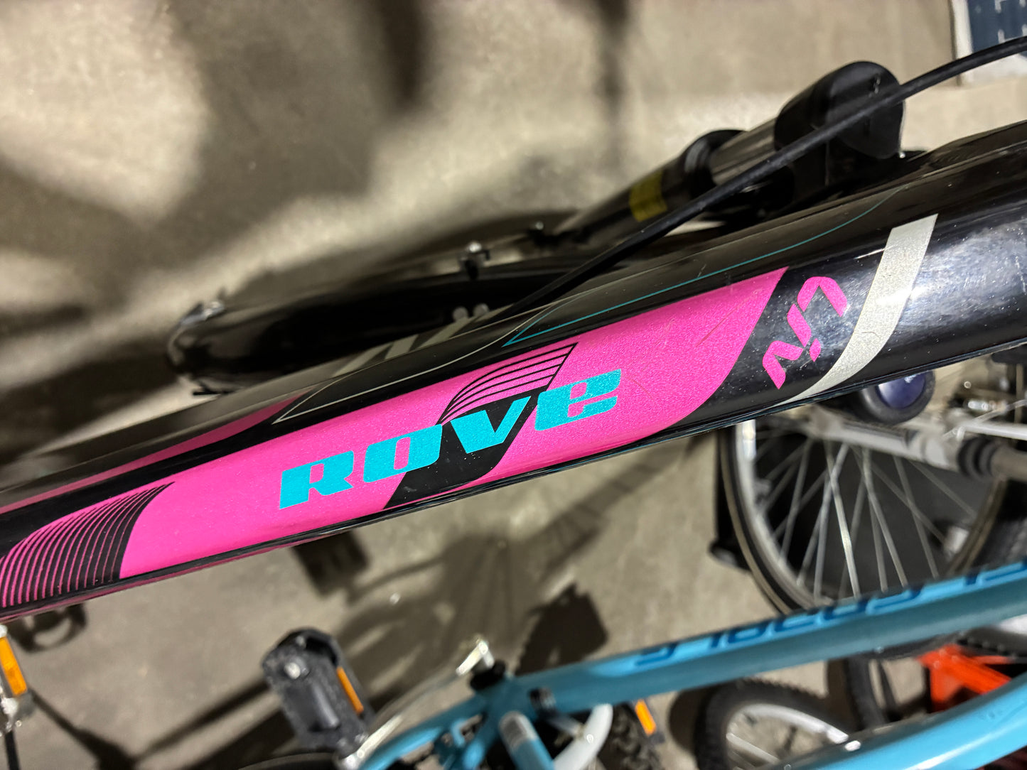 Liv Rove 3 Hybrid Bike – Black with Pink & Teal Accents