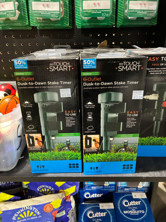 myTouchSmart 6 Outlet Dusk to Dawn Outdoor Stake Timer