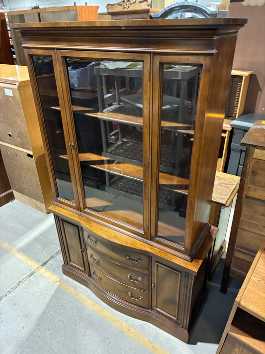 Traditional Lighted China Cabinet with Curved Front Drawers