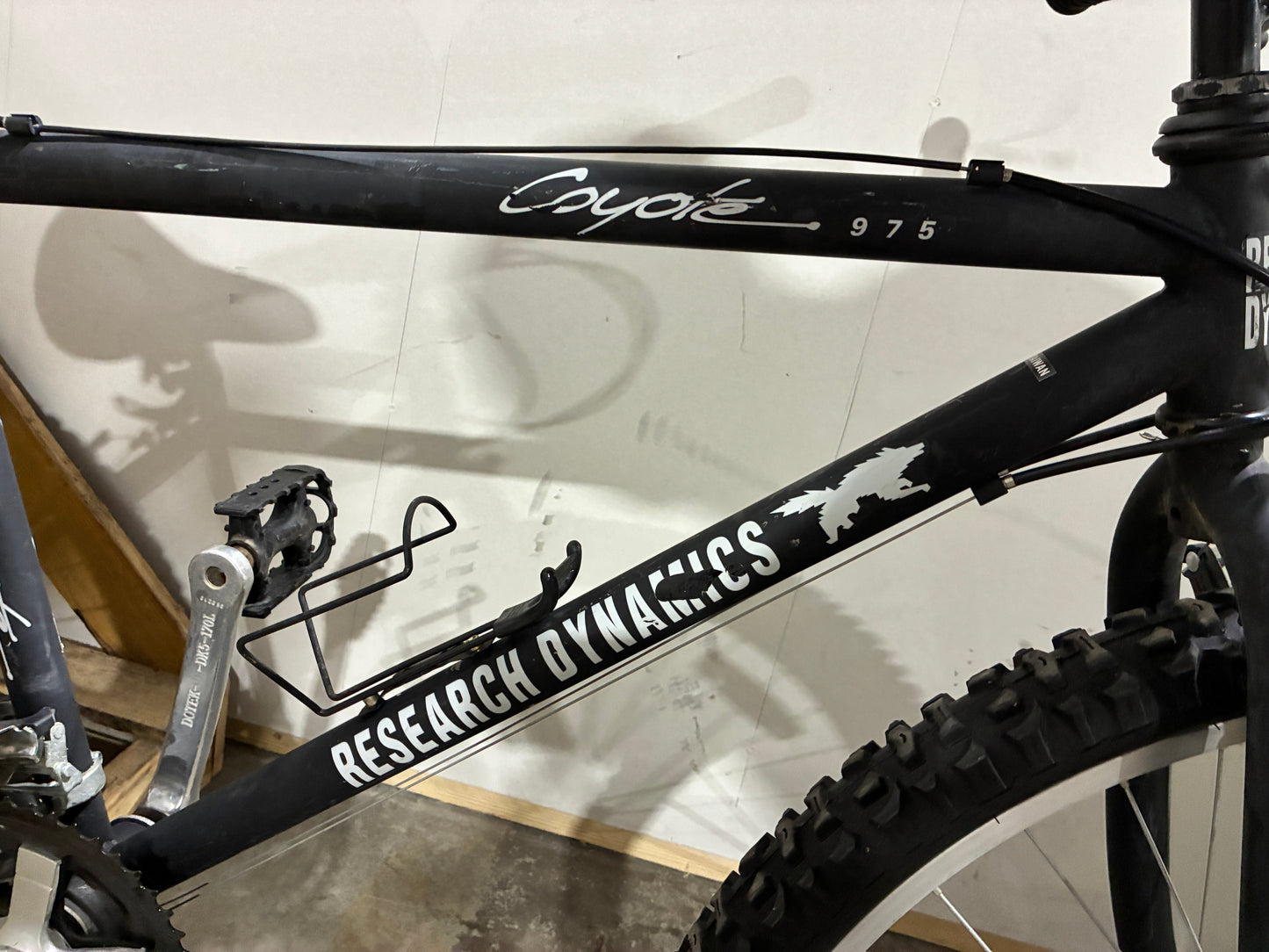 Research Dynamics Coyote 975 Mountain Bike