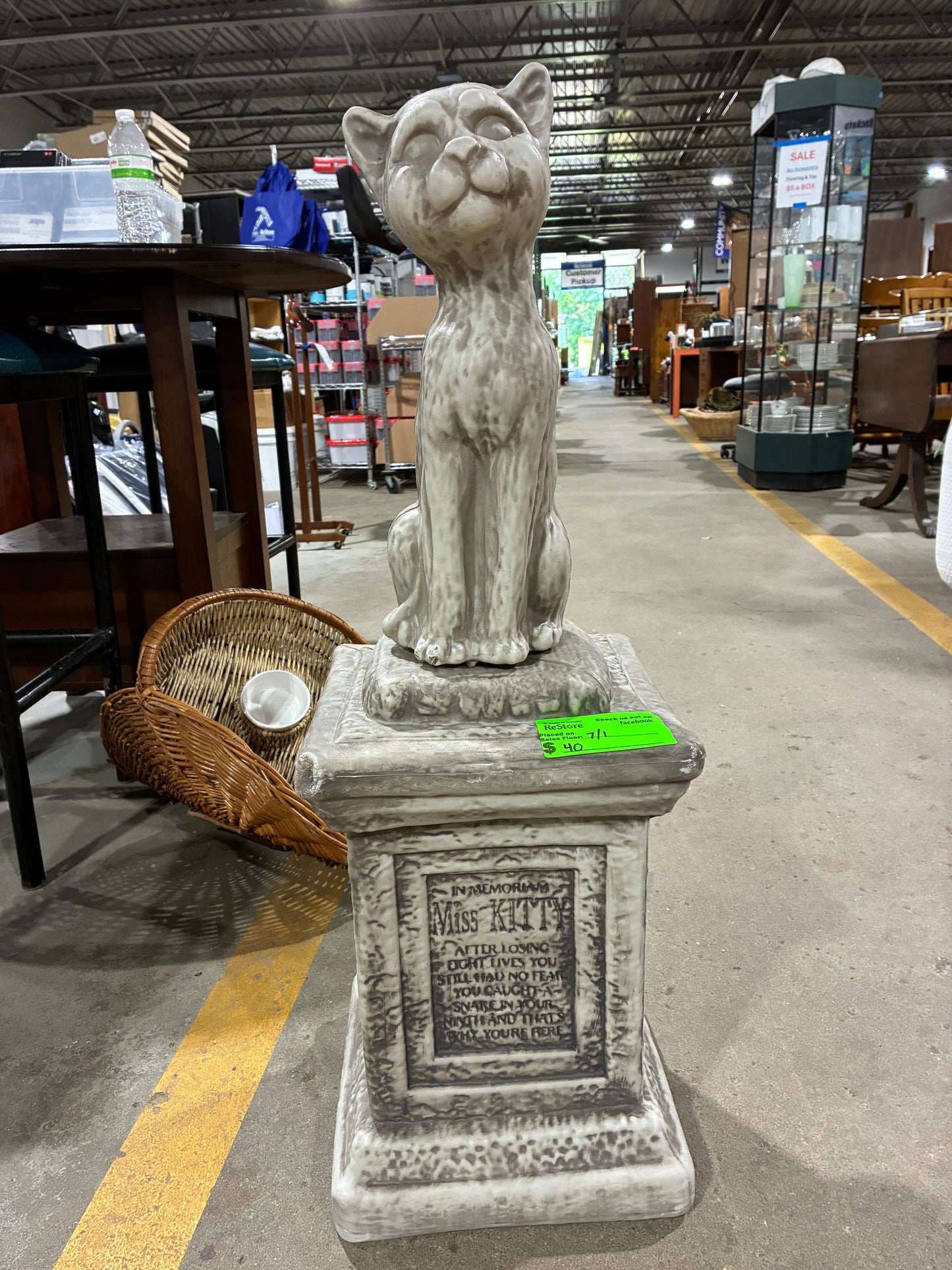 Haunted Mansion Cat Tombstone Halloween Decoration