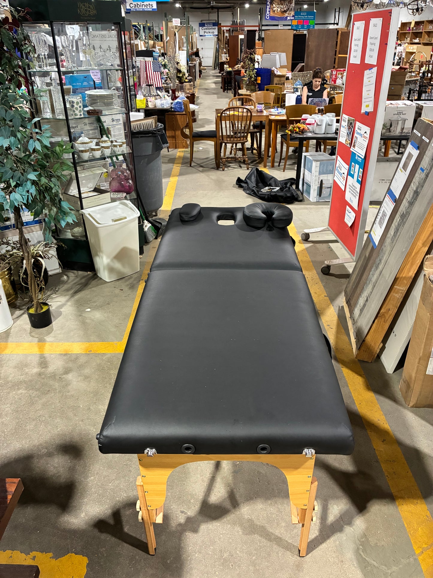 Luxton Portable Black Massage Table