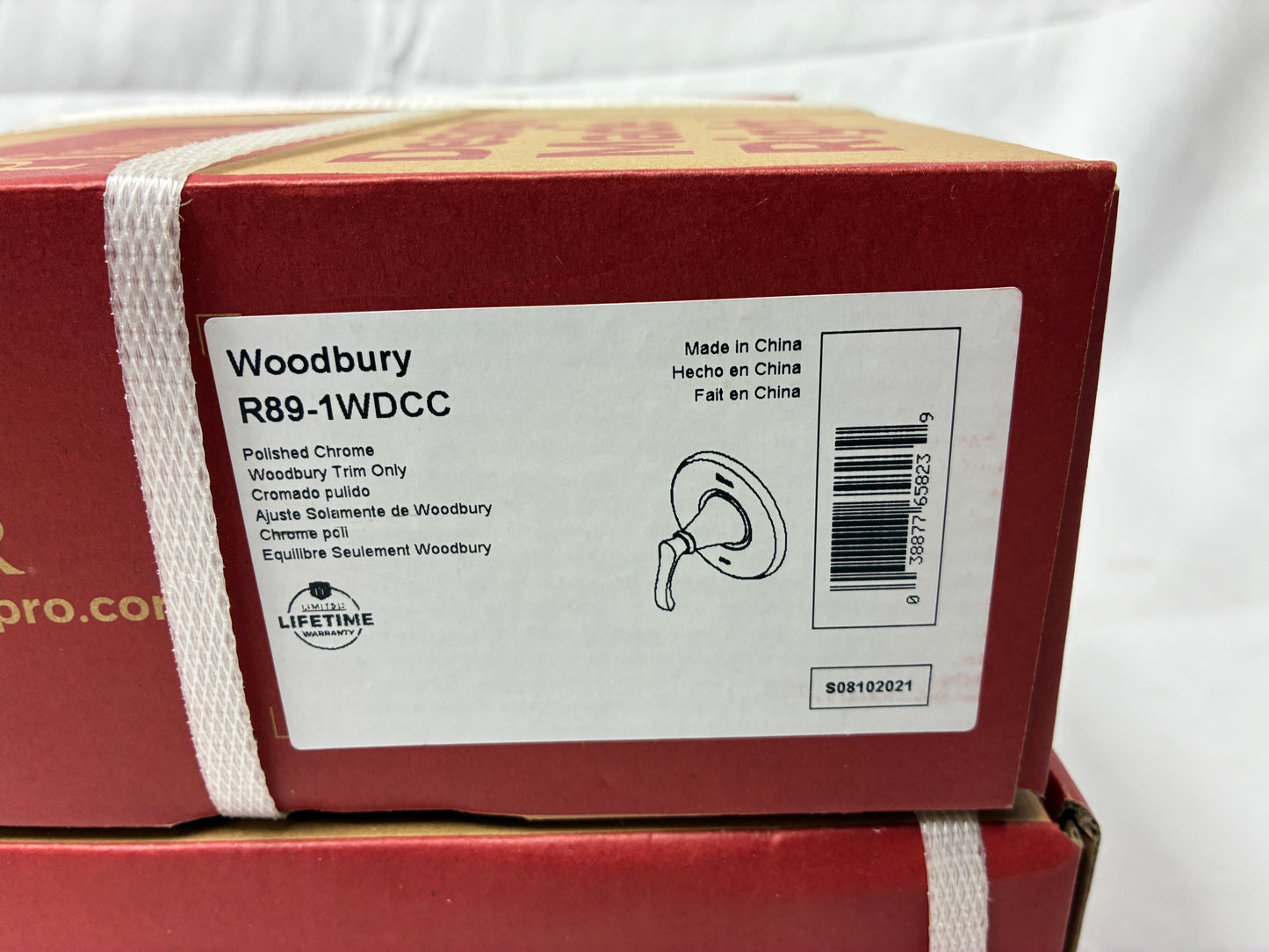 Pfister Woodbury Shower Trim (Model R89-1WDCC) – New in Box