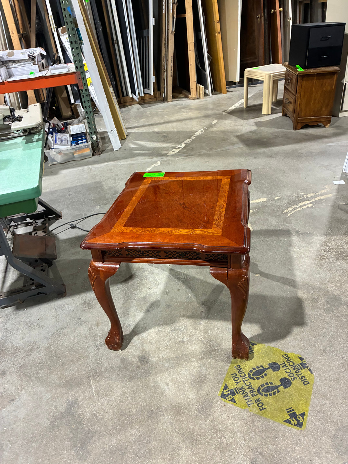 Traditional Cherry Wood Coffee Table with Decorative Inlay