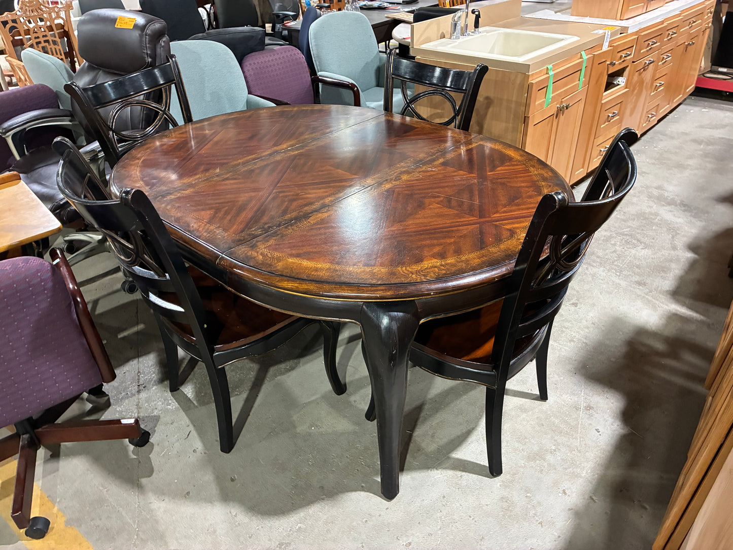 Round Extendable Dining Table Set with 4 Chairs
