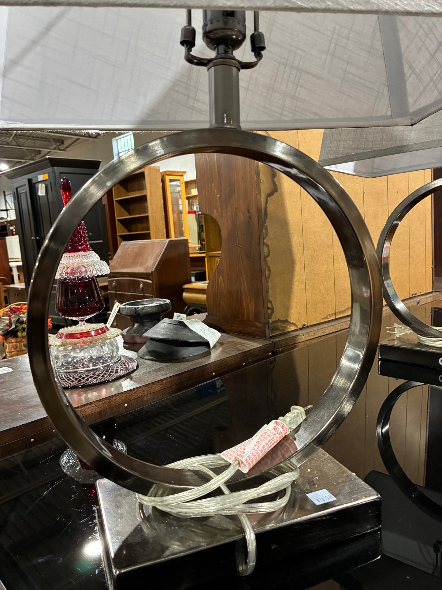 Modern Black Ring Table Lamp with Gray Shade