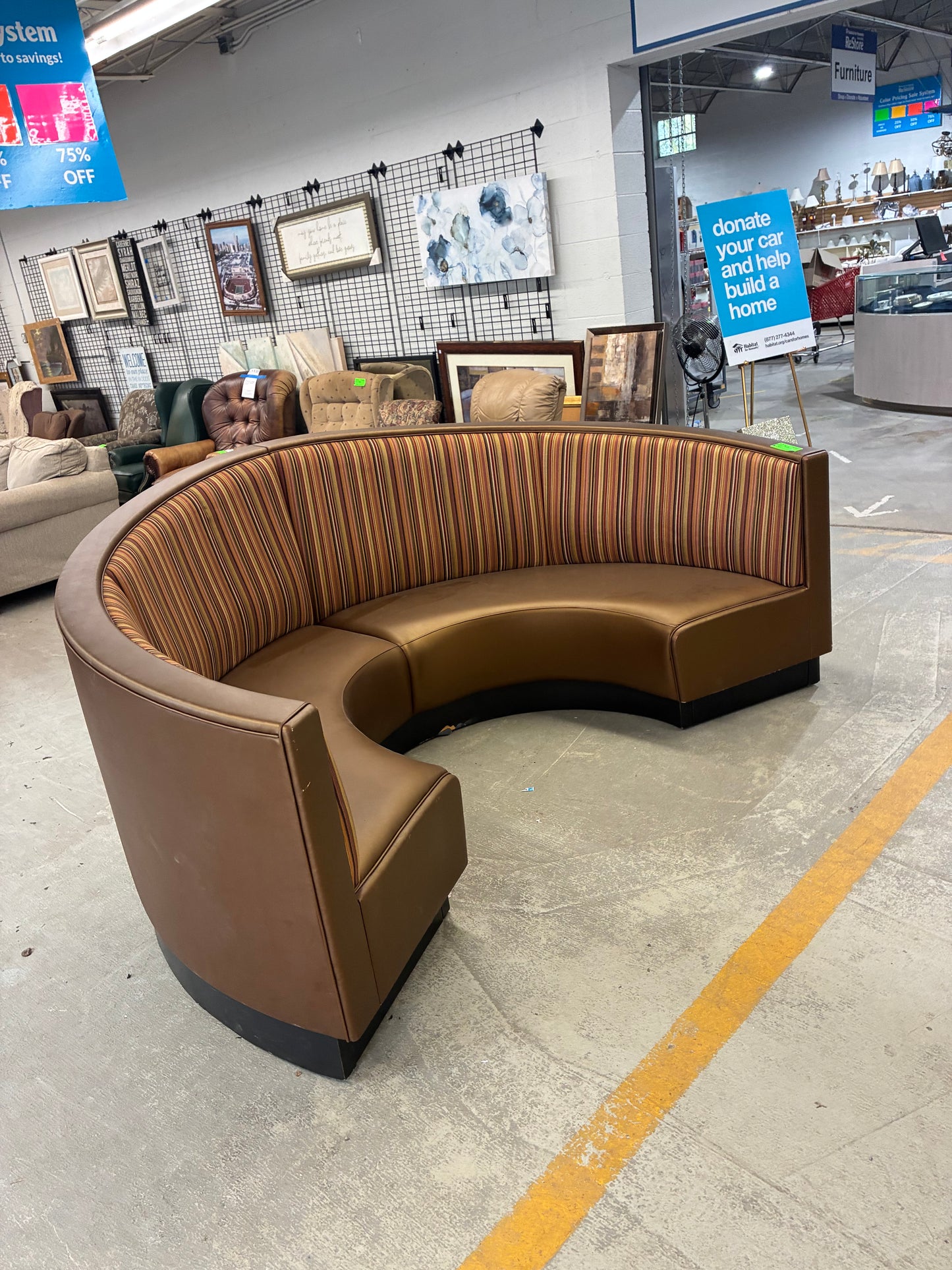 Large Curved Commercial Booth Seating
