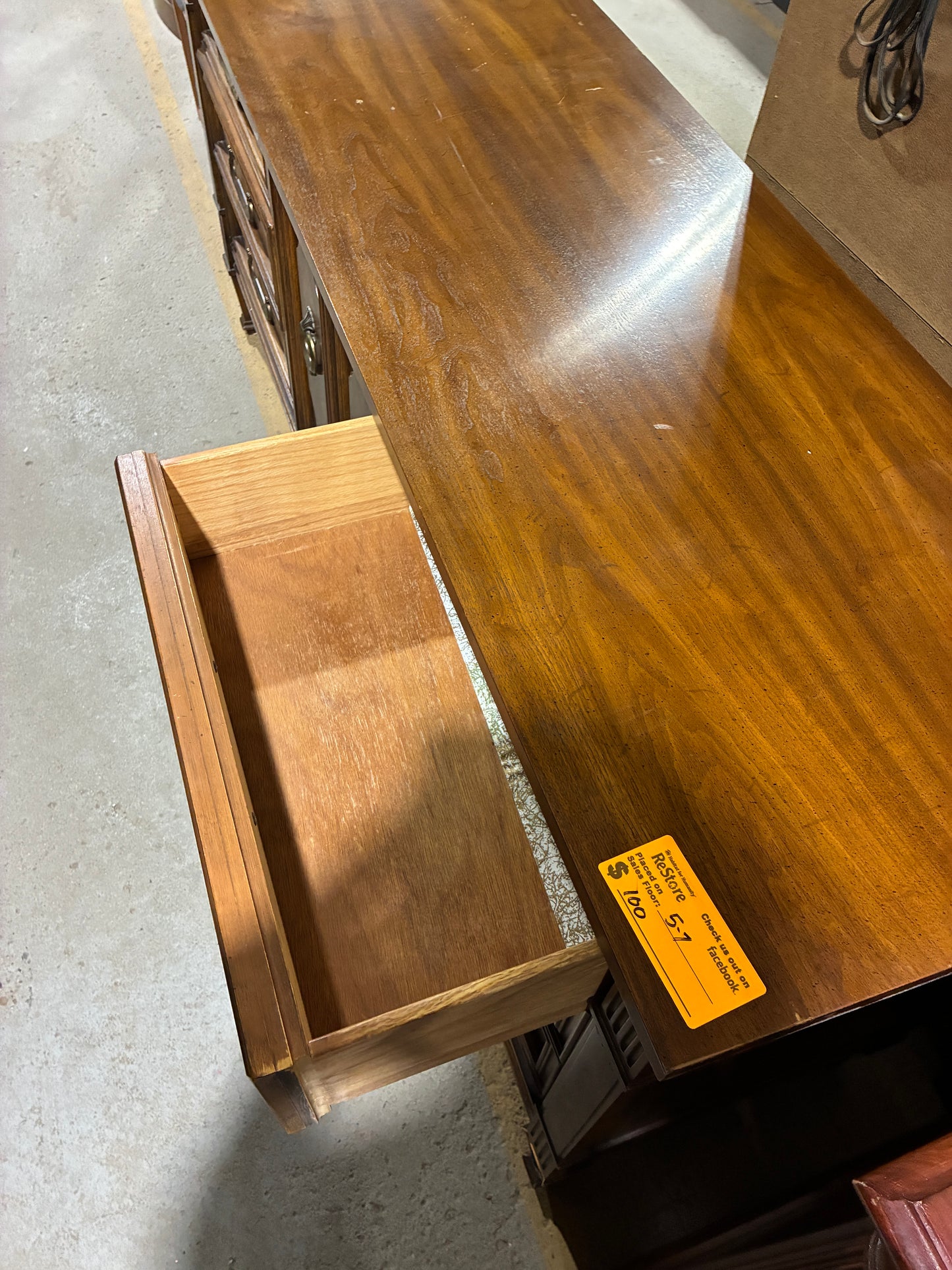Traditional Wood Sideboard Buffet Cabinet