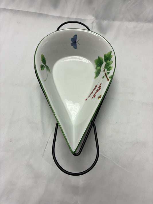Temp-tations by Tara Ceramic Basket with Metal Stand #2
