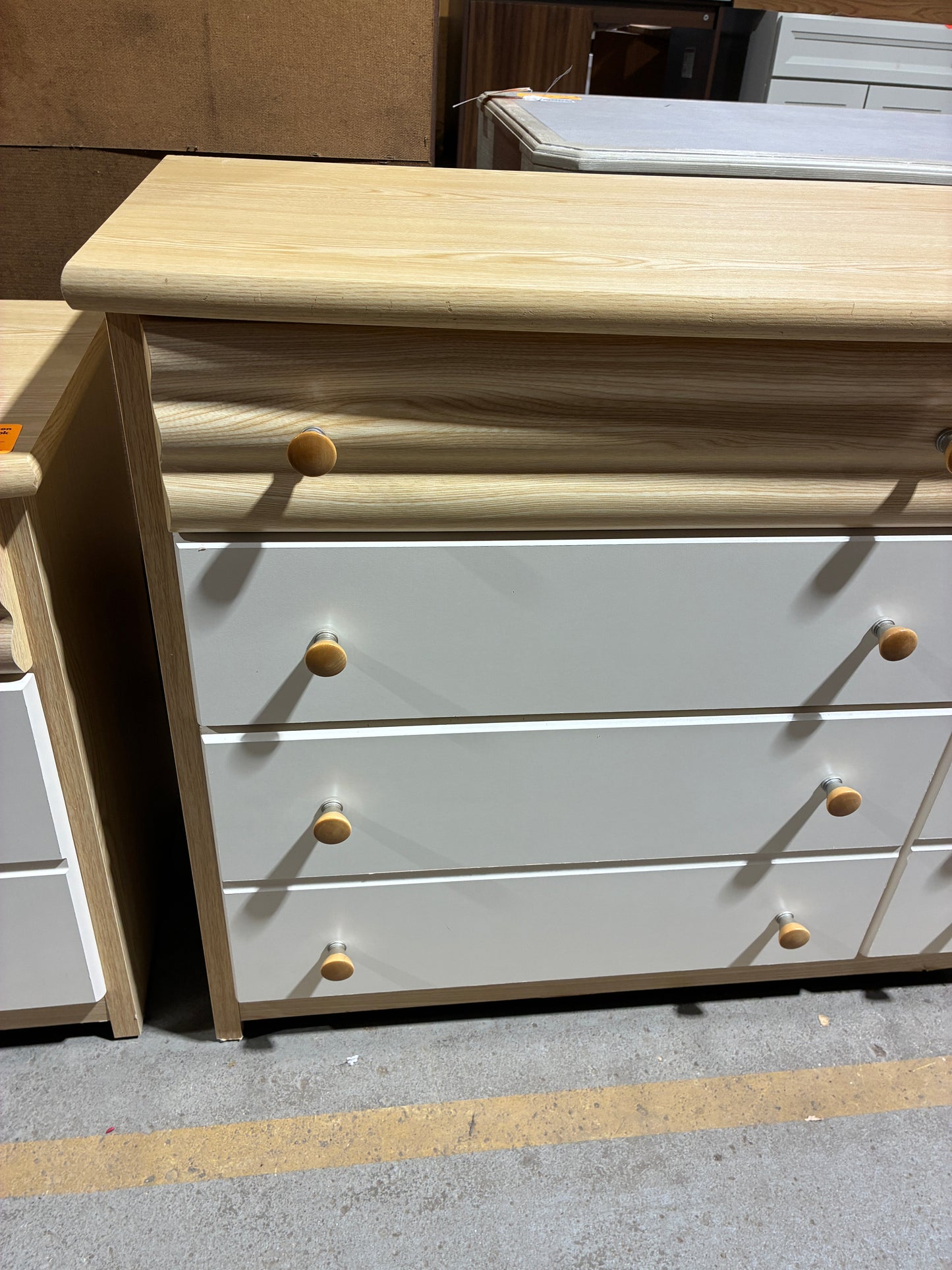 8-Drawer Oak Dresser