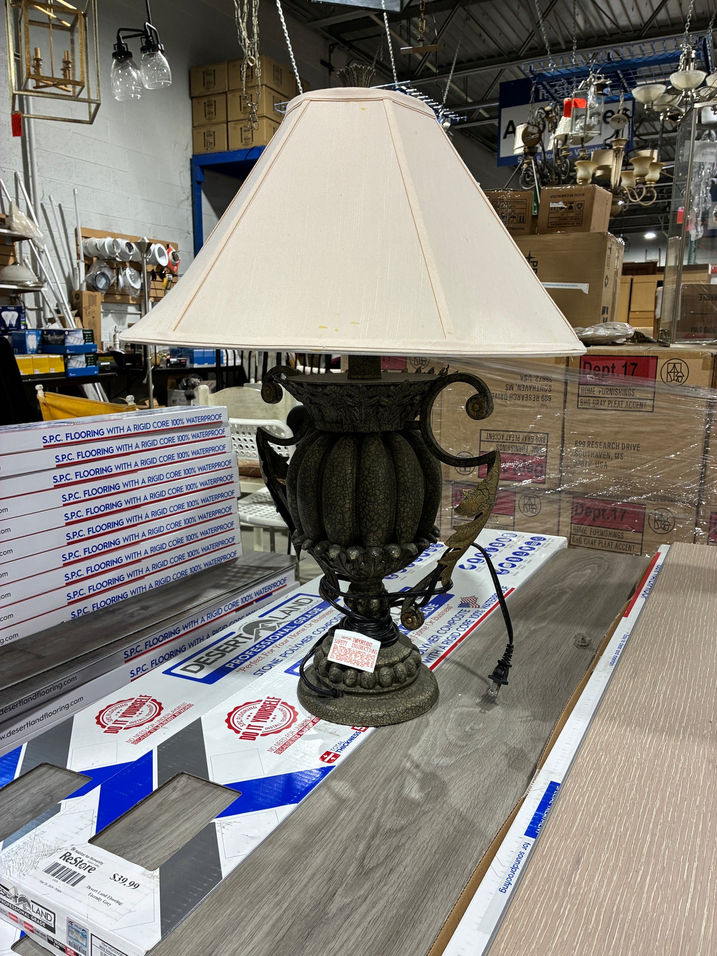 Decorative Table Lamp
