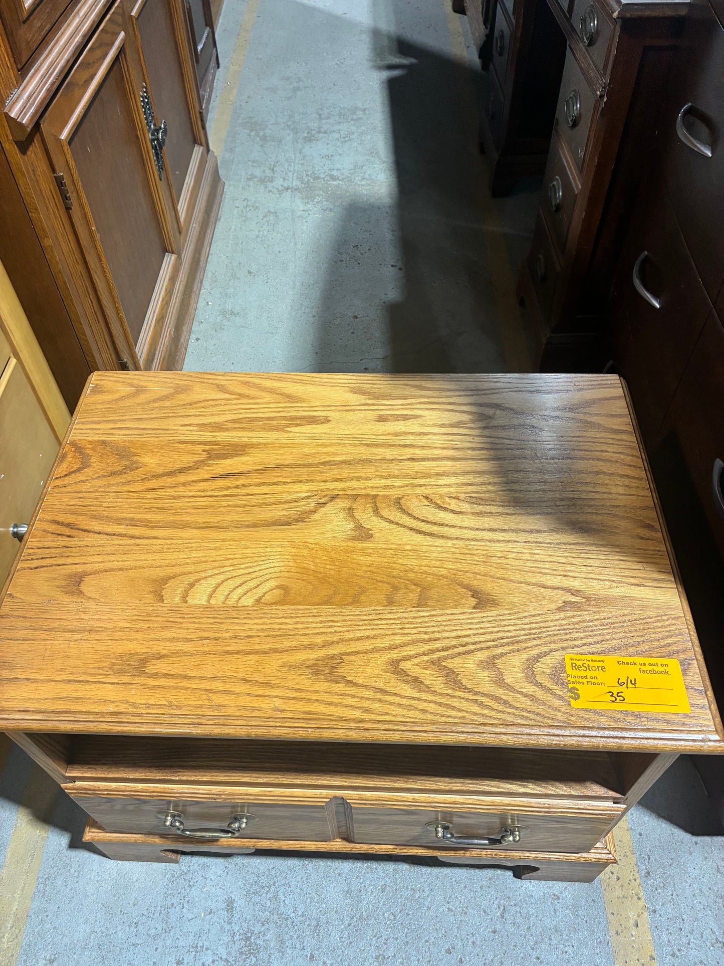 Oak TV Stand with Storage Drawer