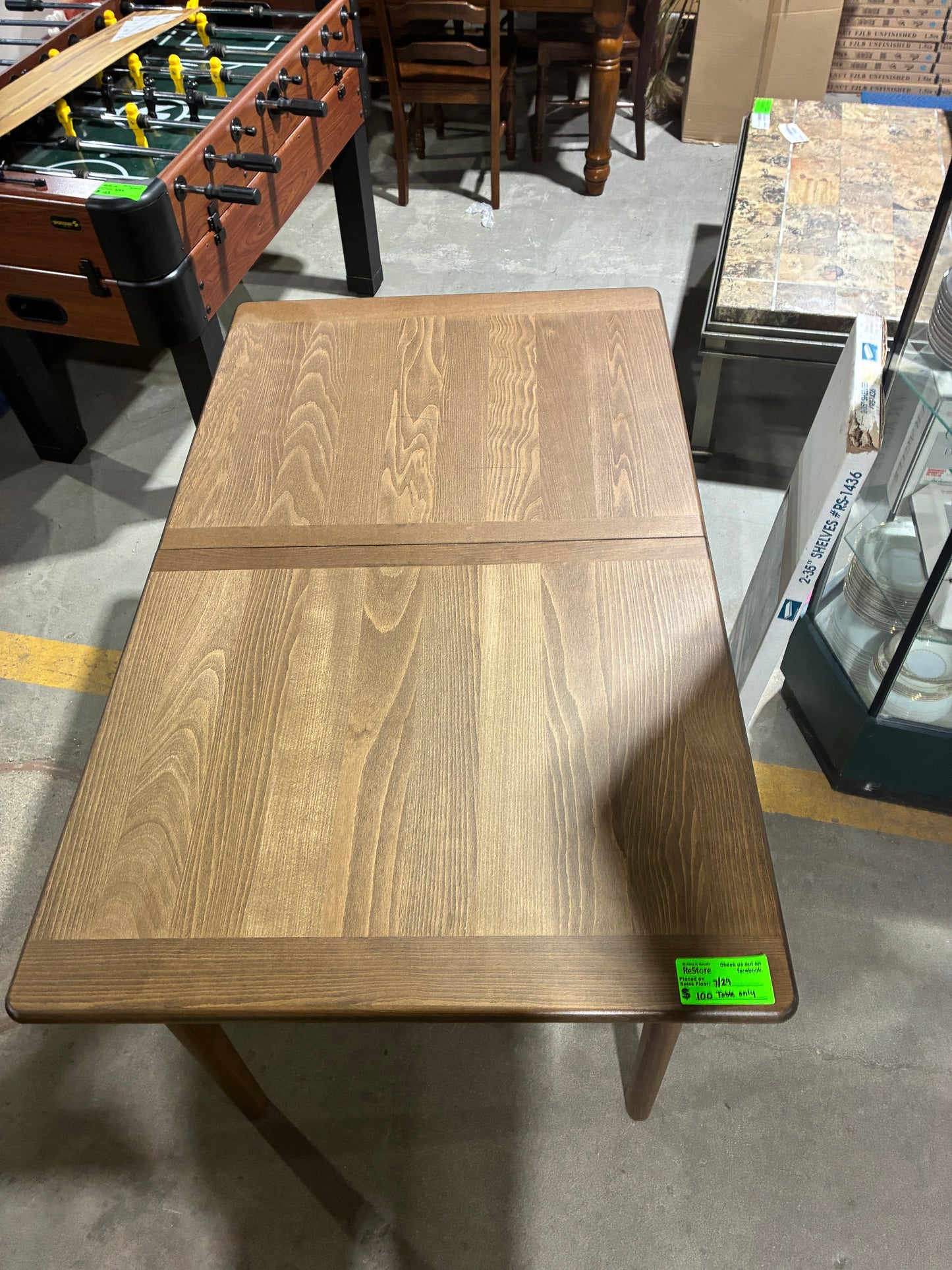 Mid Century Style Expandable Dining Table