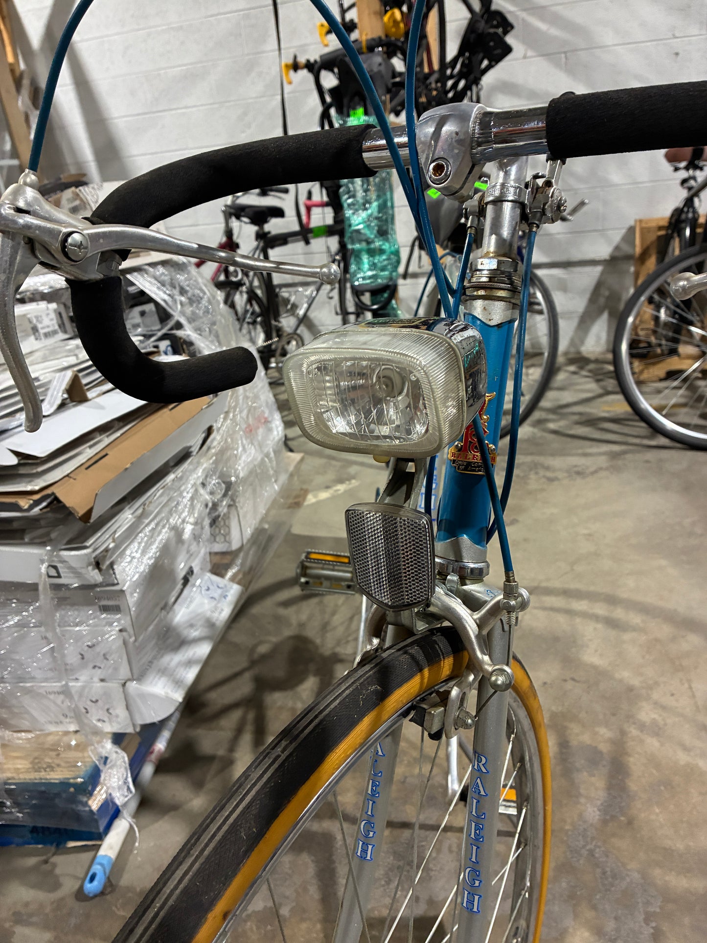 Vintage Raleigh Road Bike