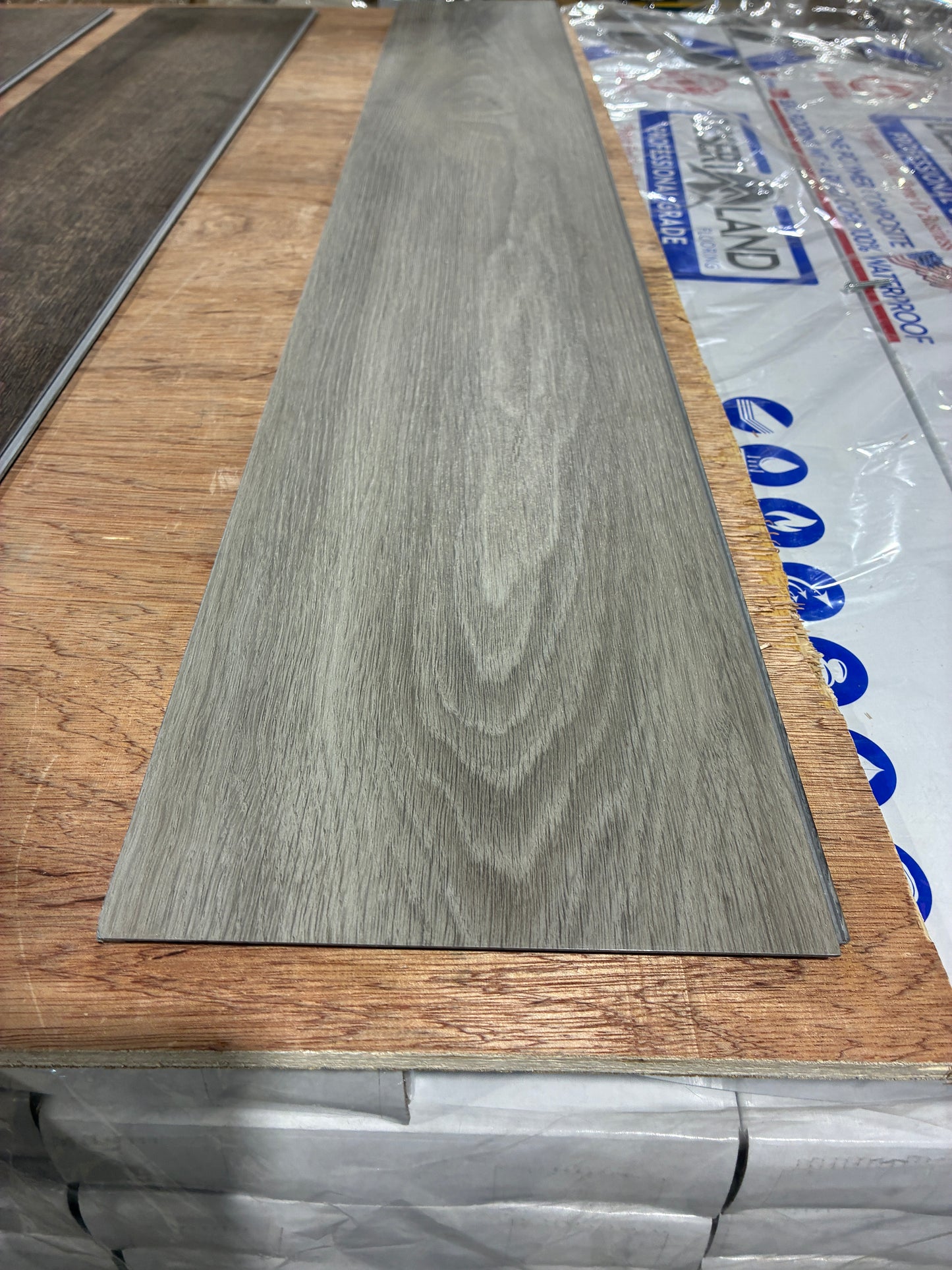 Desert Land Flooring: Eternity Grey