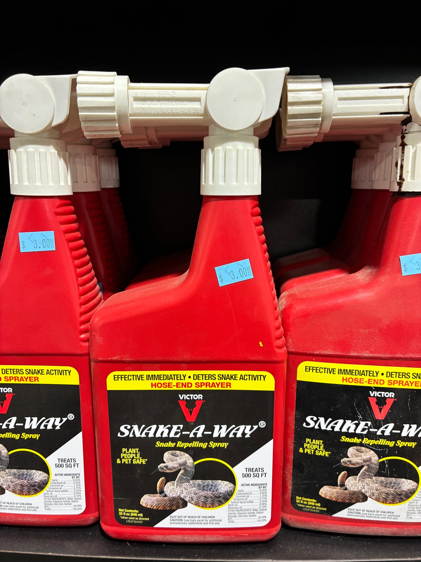 Victor Snake-A-Way Snake Repelling Spray Hose-End Sprayer
