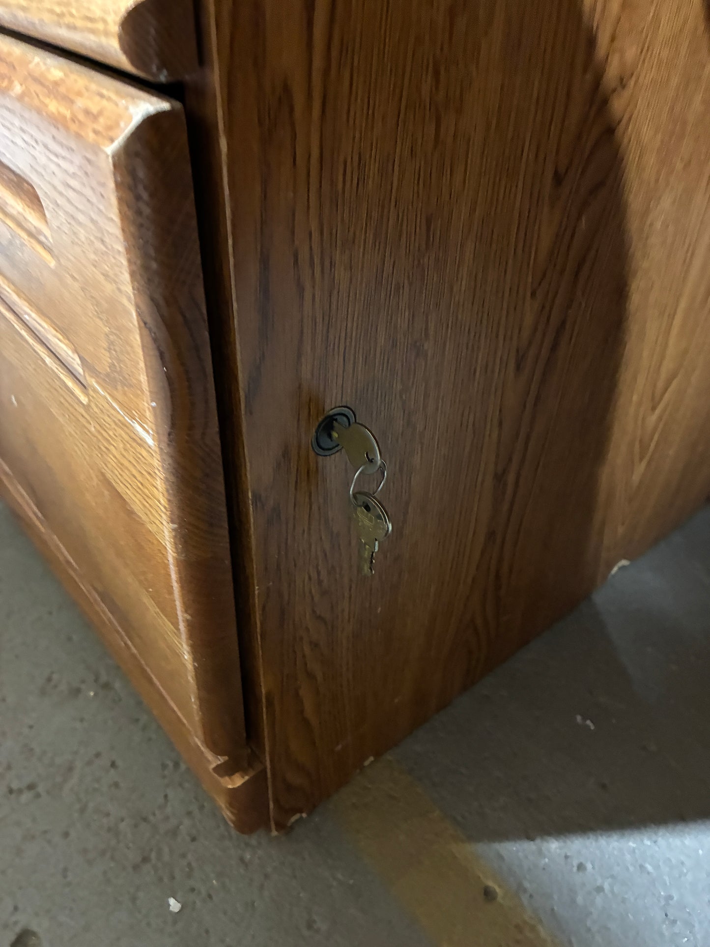 Oak Executive Computer Desk with Hutch