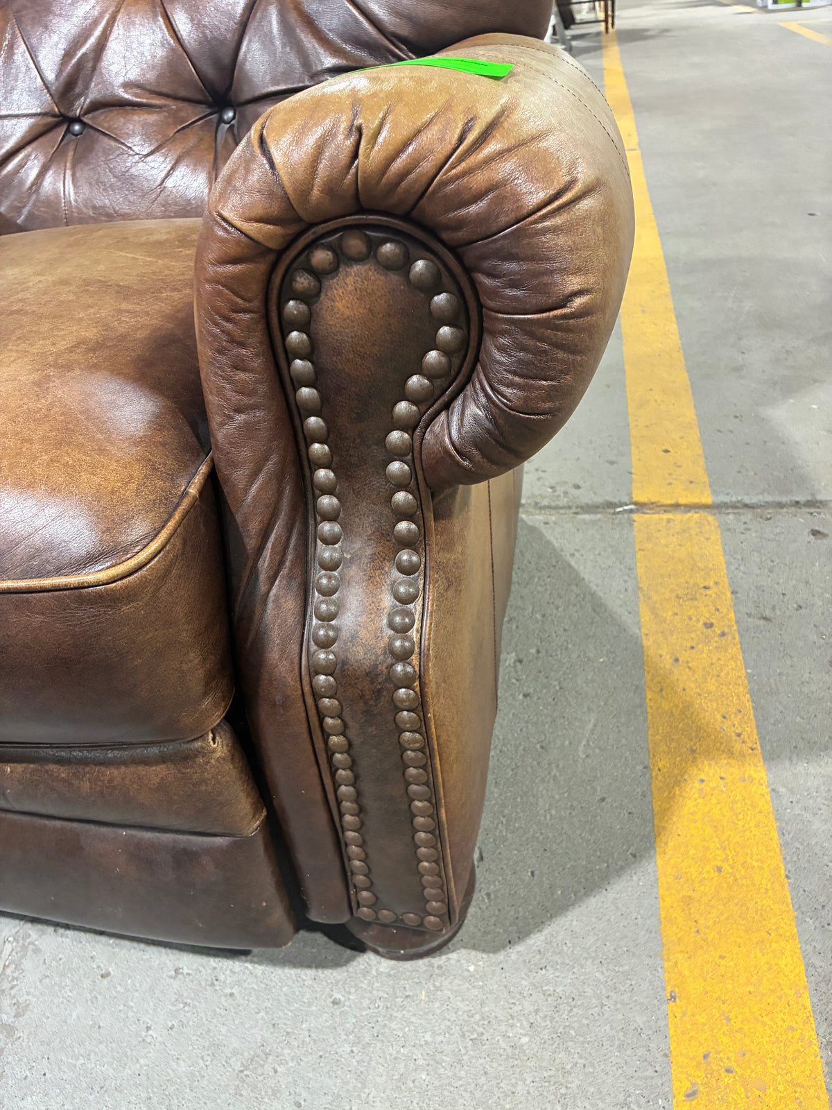 Traditional Brown Leather Tufted Recliner