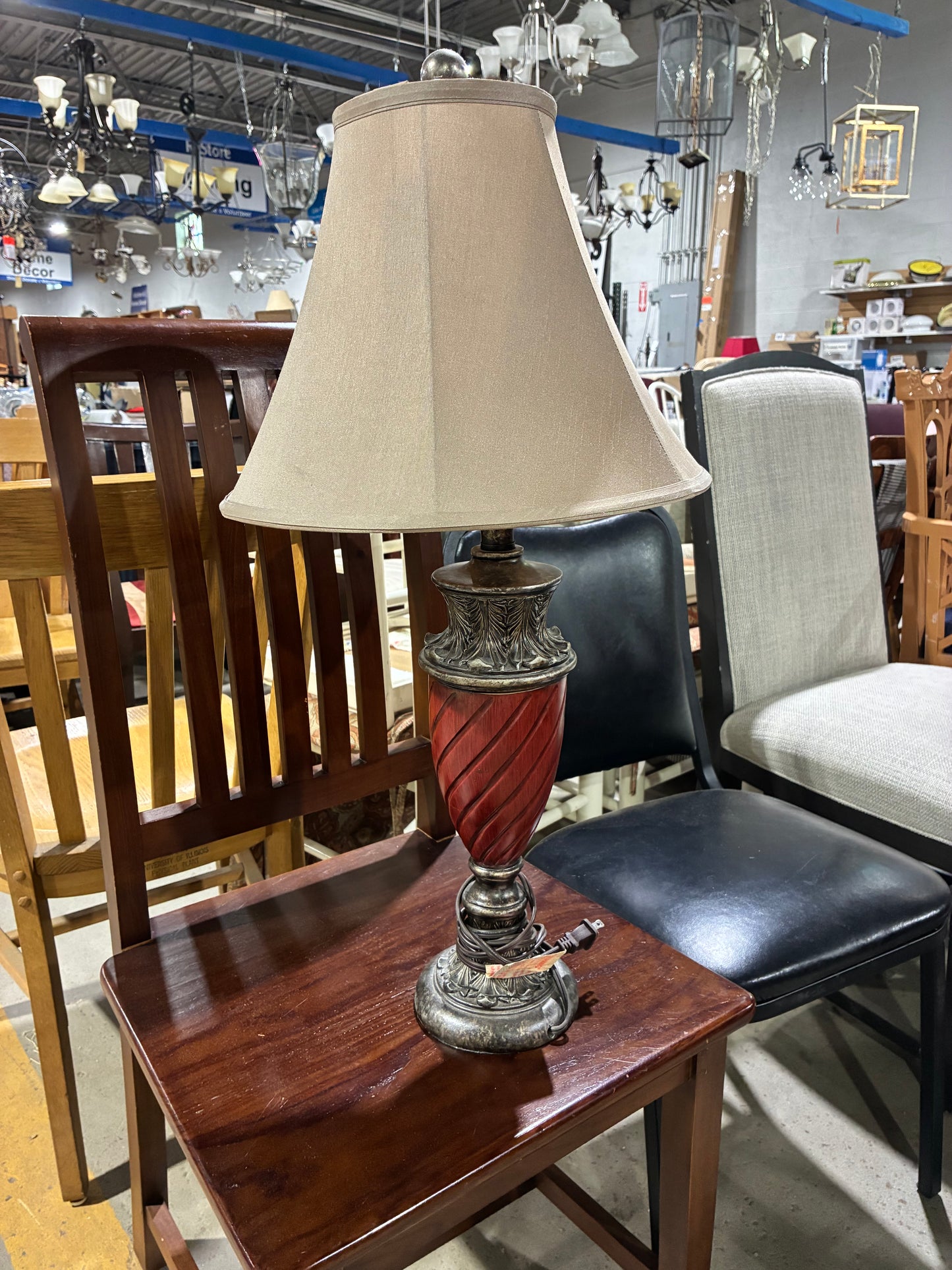 Decorative Red Glass Table Lamp