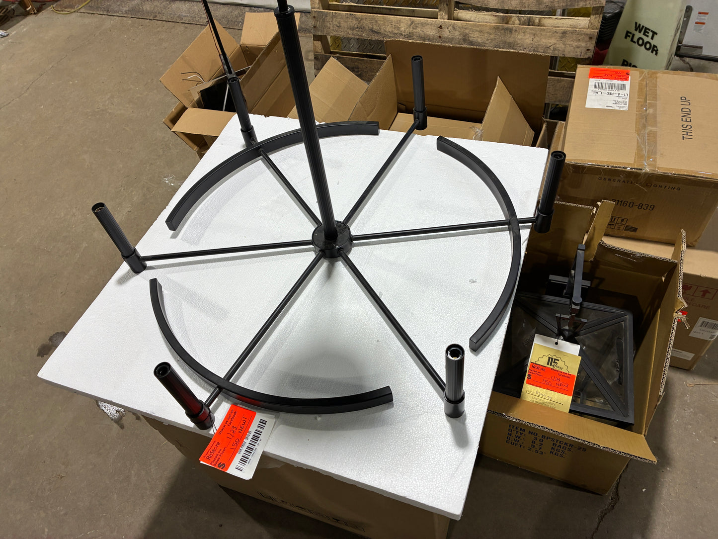 Tolani Black 6 Light Chandelier (Model 635971)