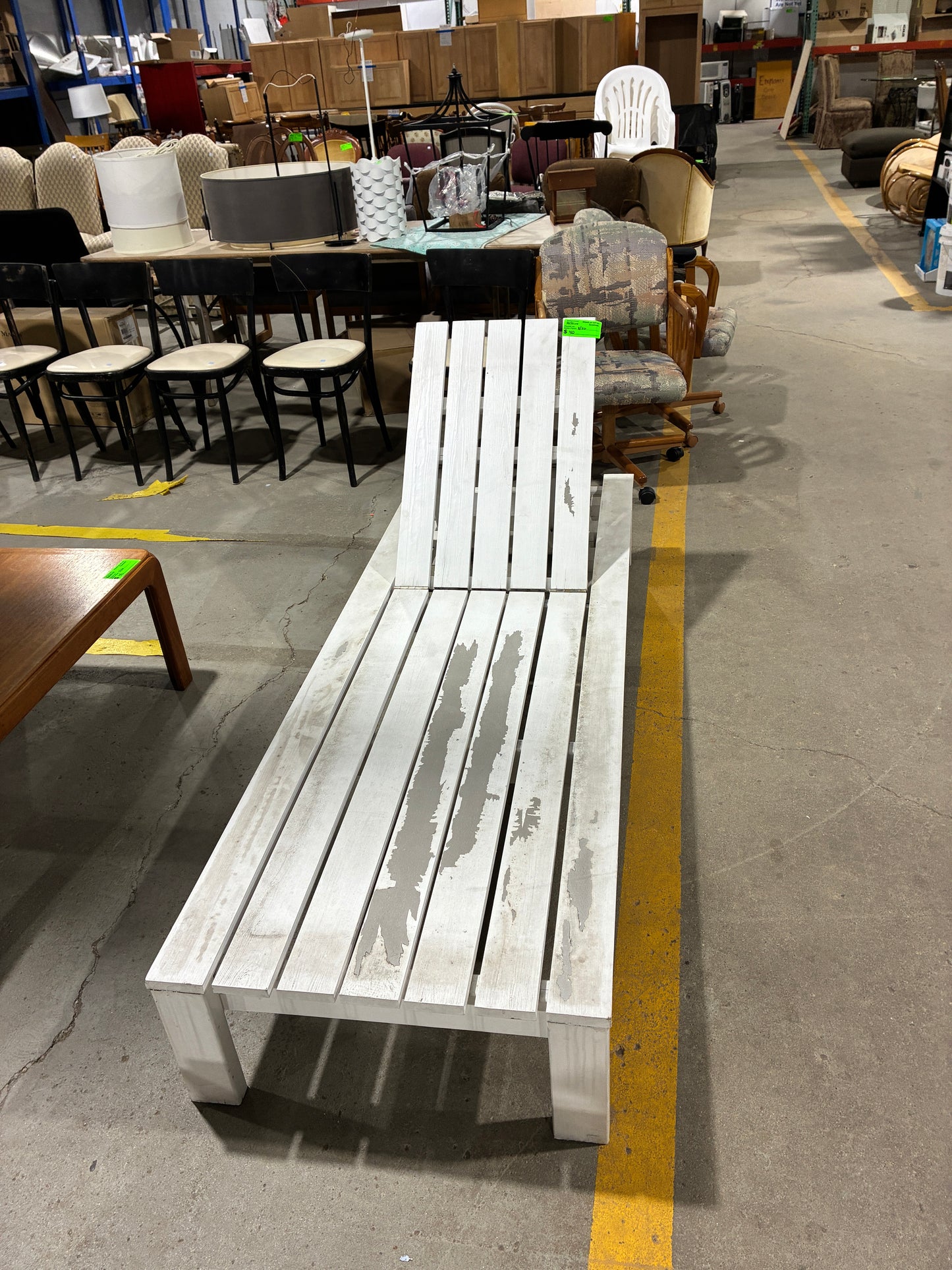 White Wooden Adjustable Outdoor Chaise Lounge